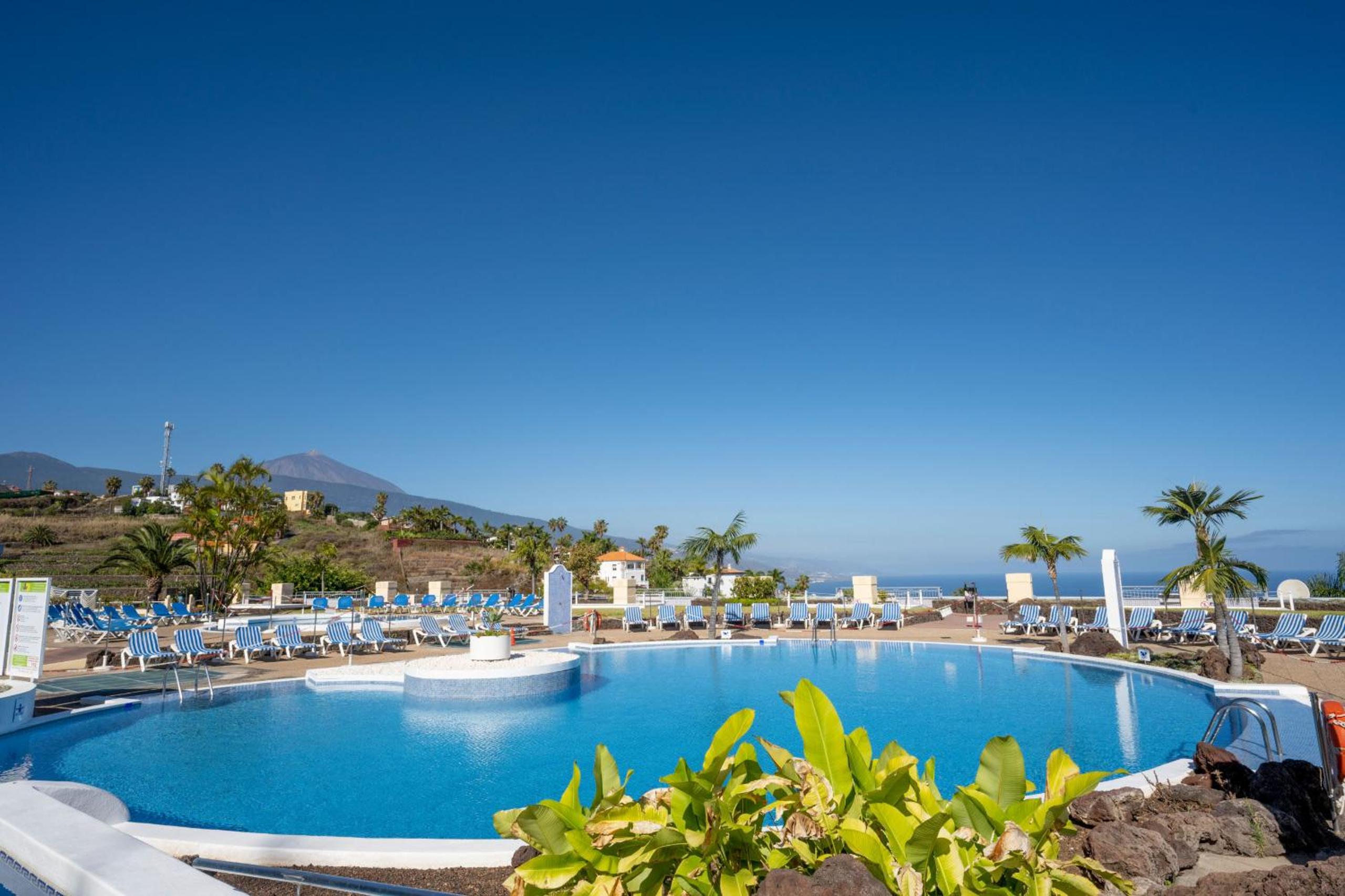 Cosy flat with sea views in Santa Ursula view 3