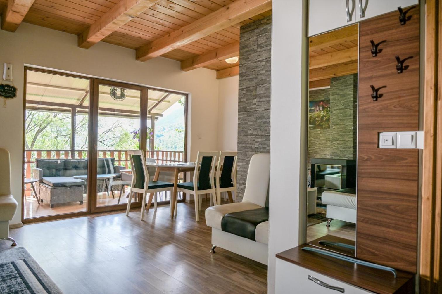 Forest Dream Lake House