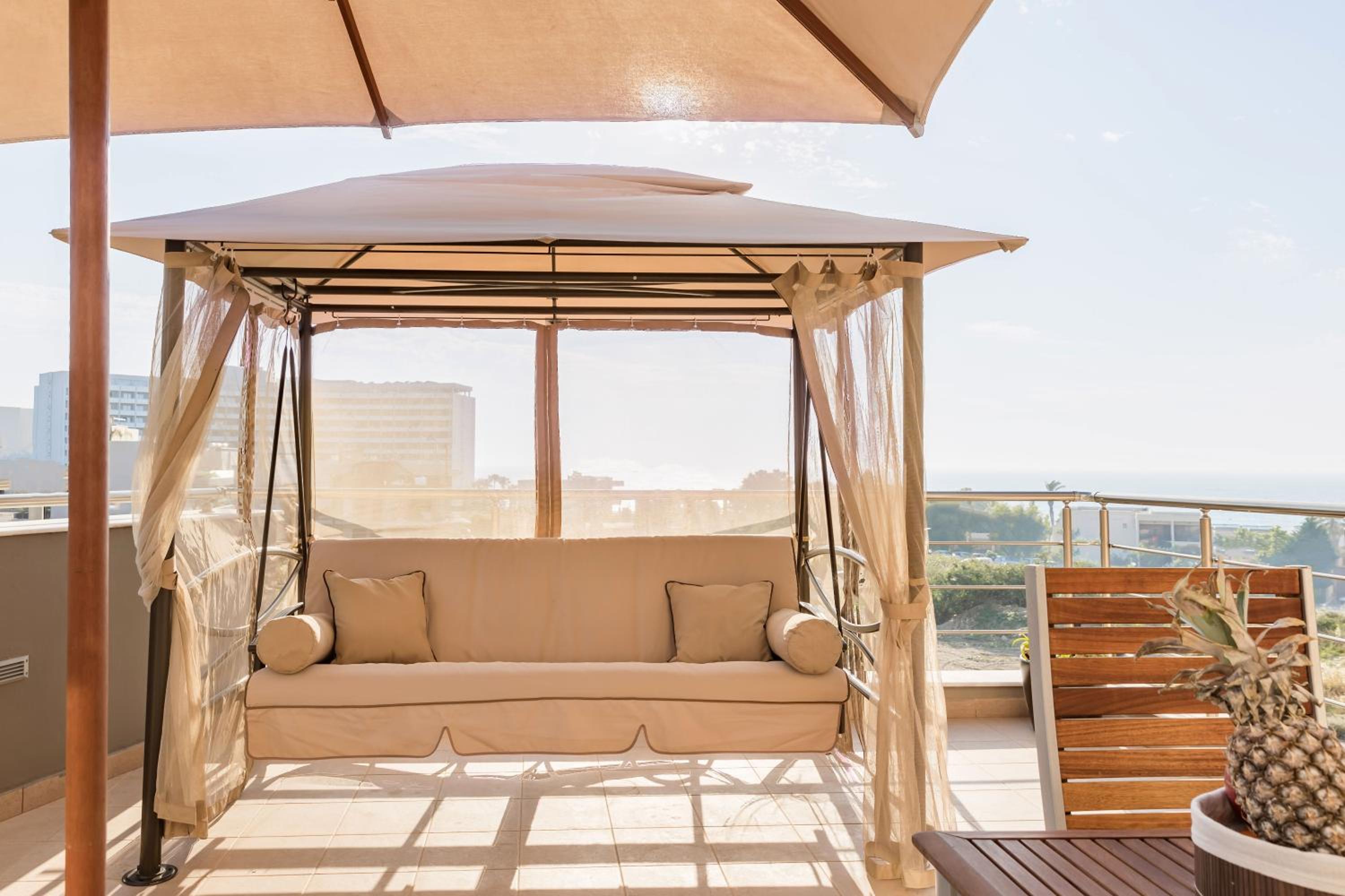 Halide Luxury Villa view 3