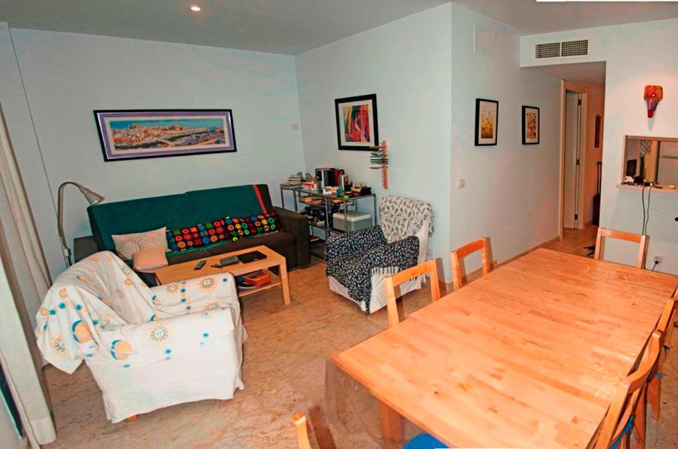 apartamento amplio en planta baja con terraza CALA BUSQUETS