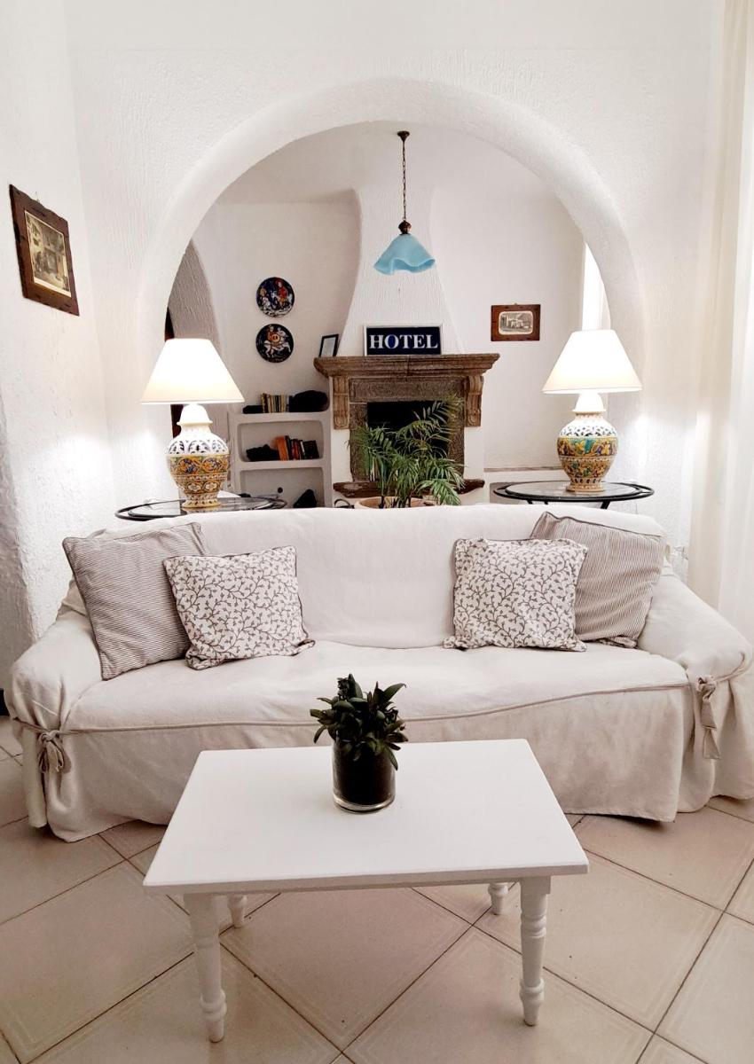 Hotel Poseidon - Image 1