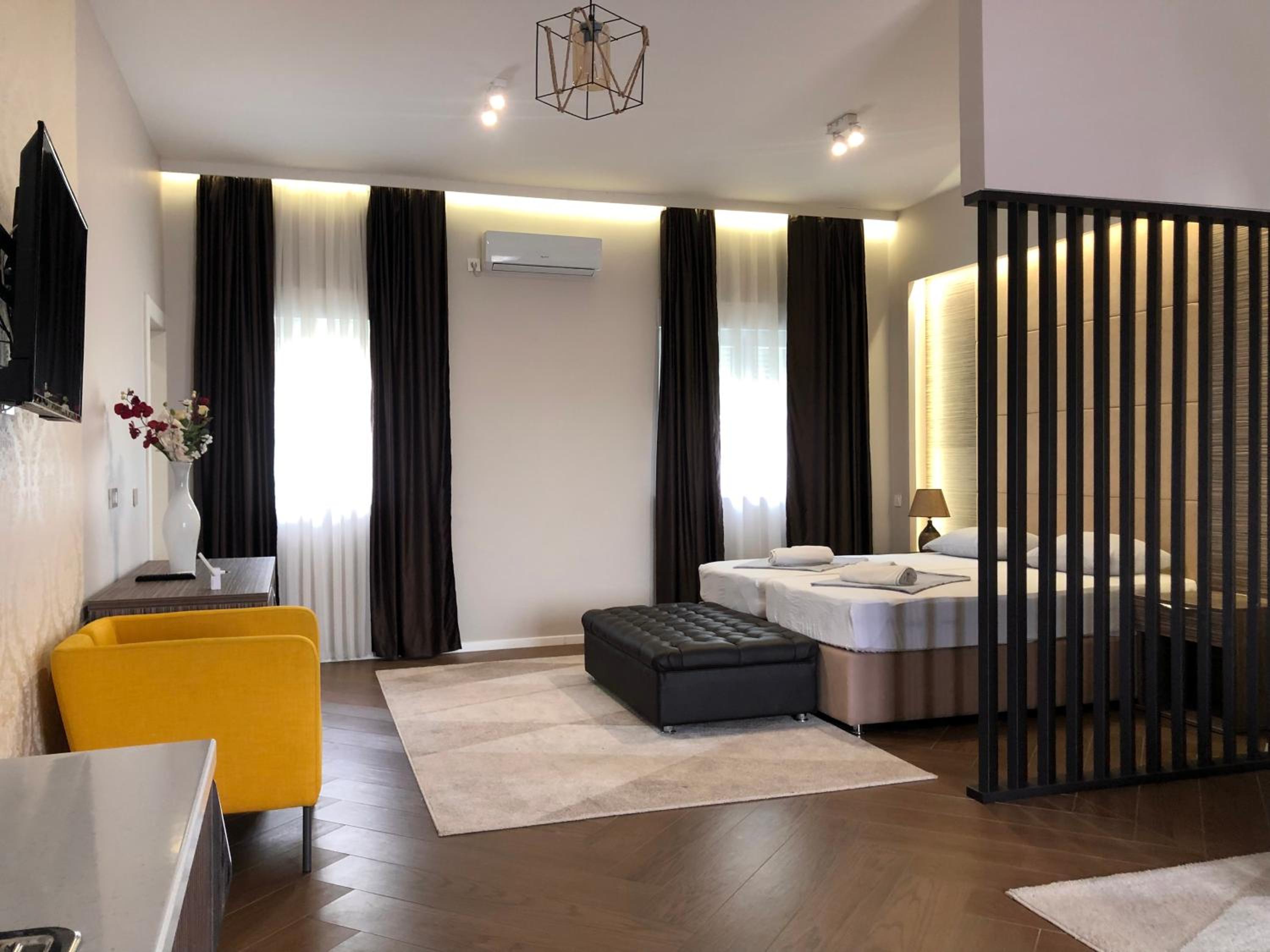 Luxury Villa with Private Pool and Jacuzzi