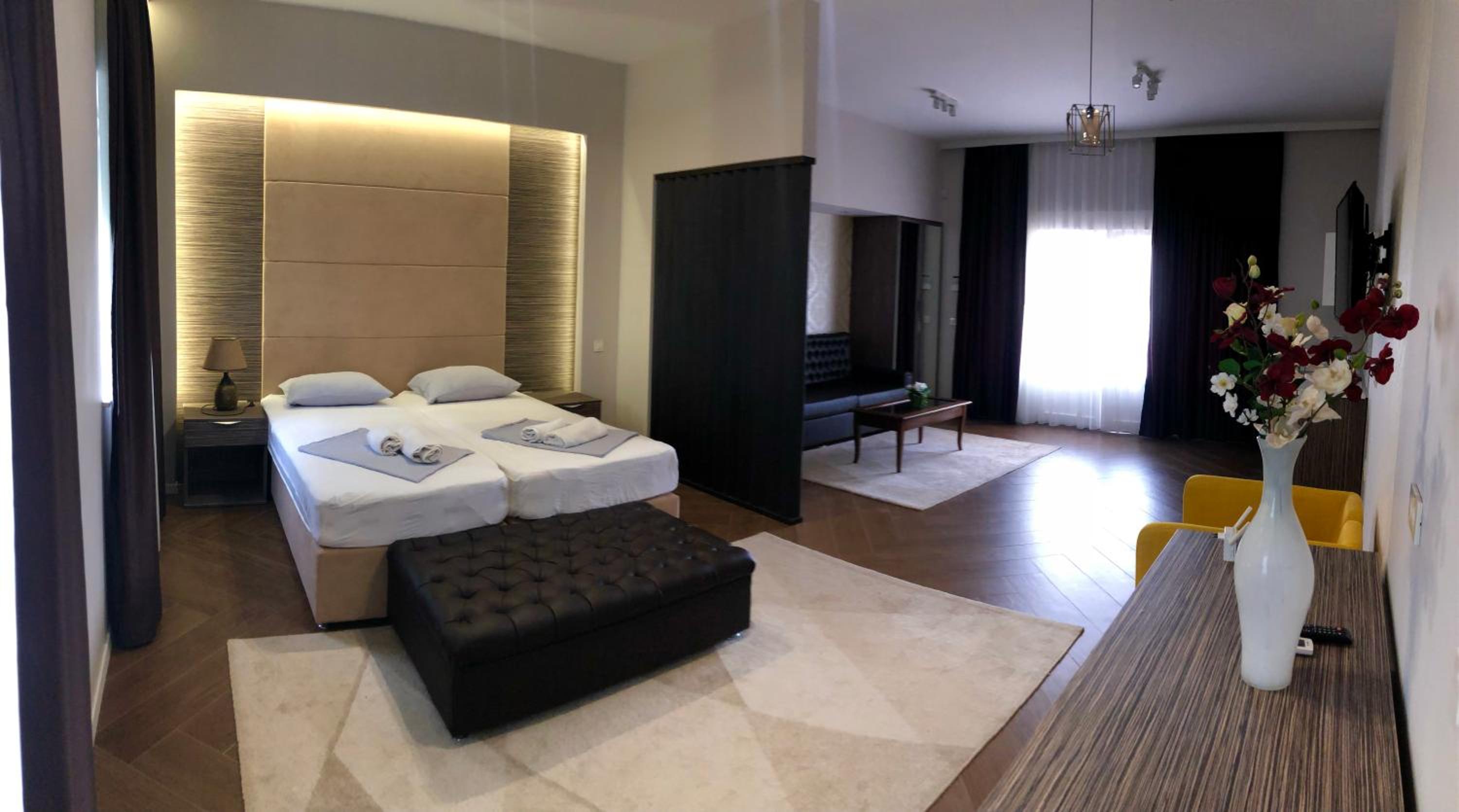 Luxury Villa with Private Pool and Jacuzzi