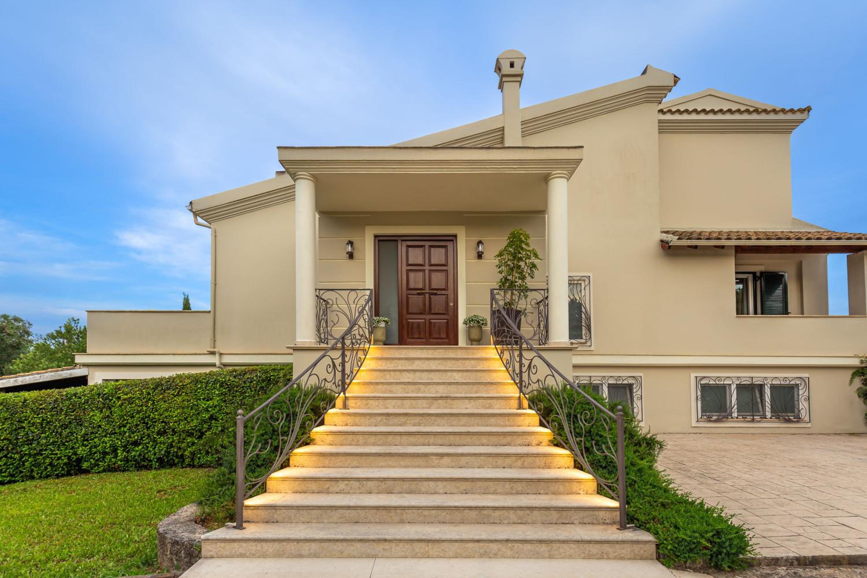 Villa Crystal