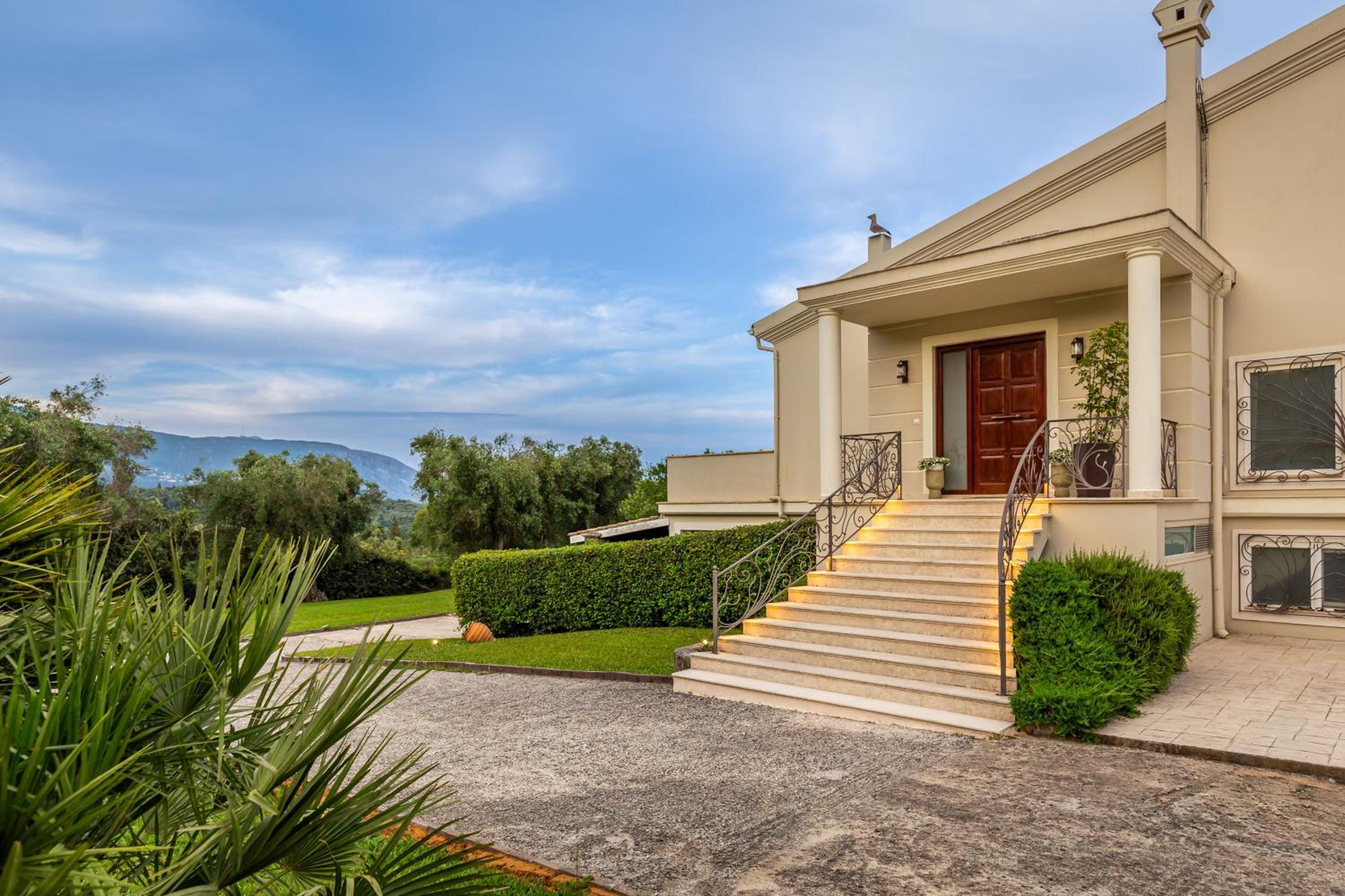 Villa Crystal