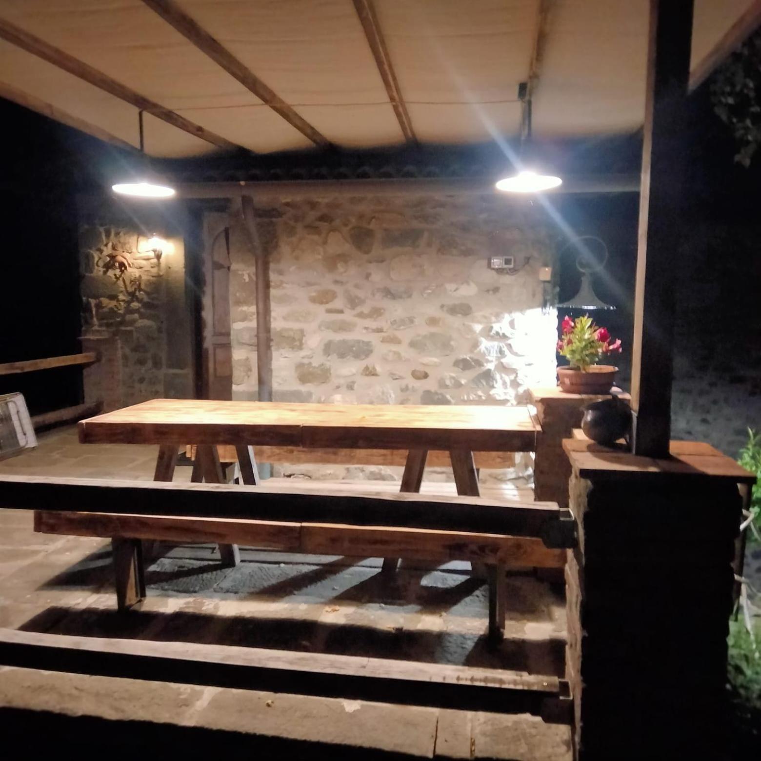 Photo 33