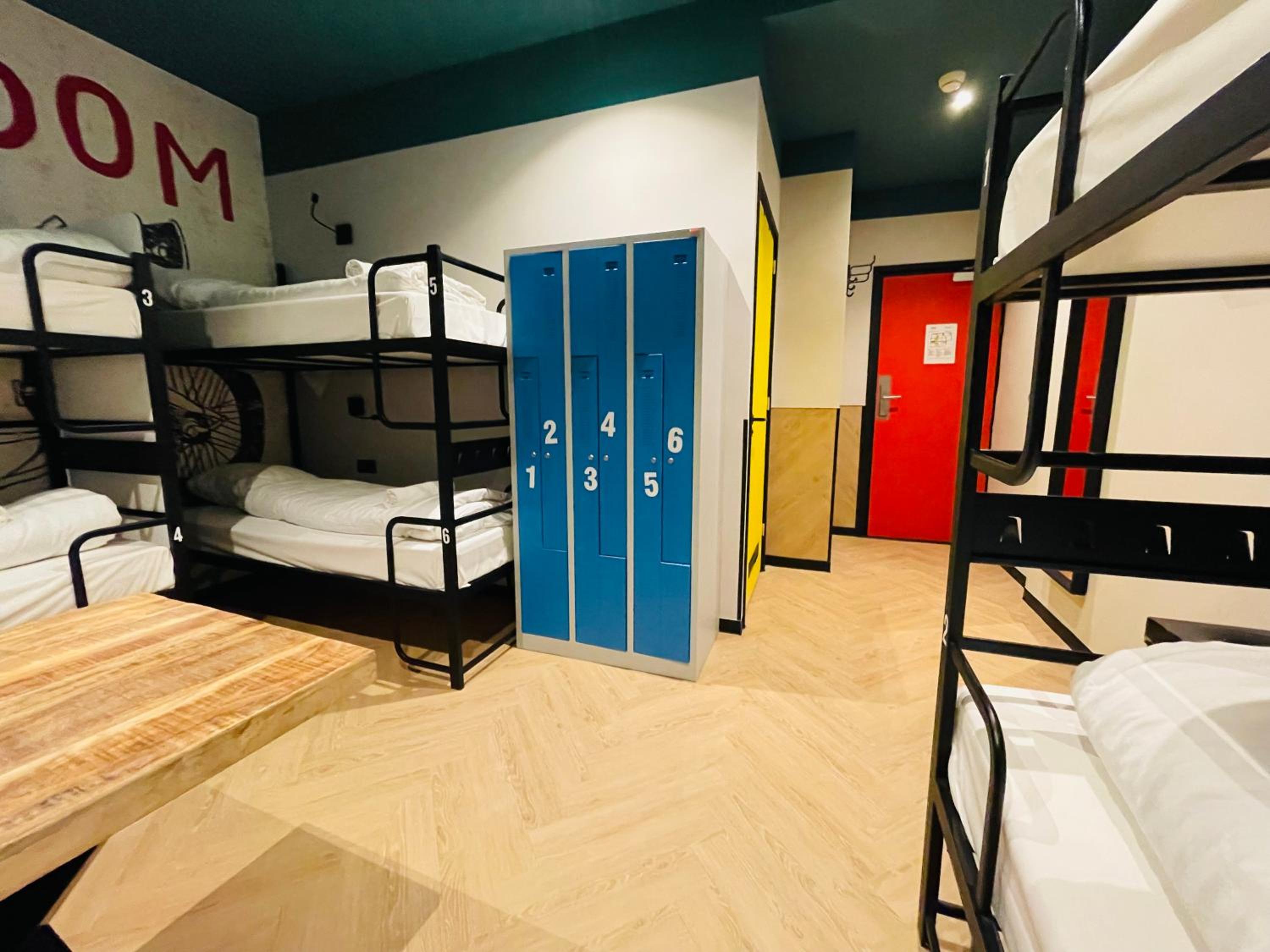 Heart of Amsterdam Hostel