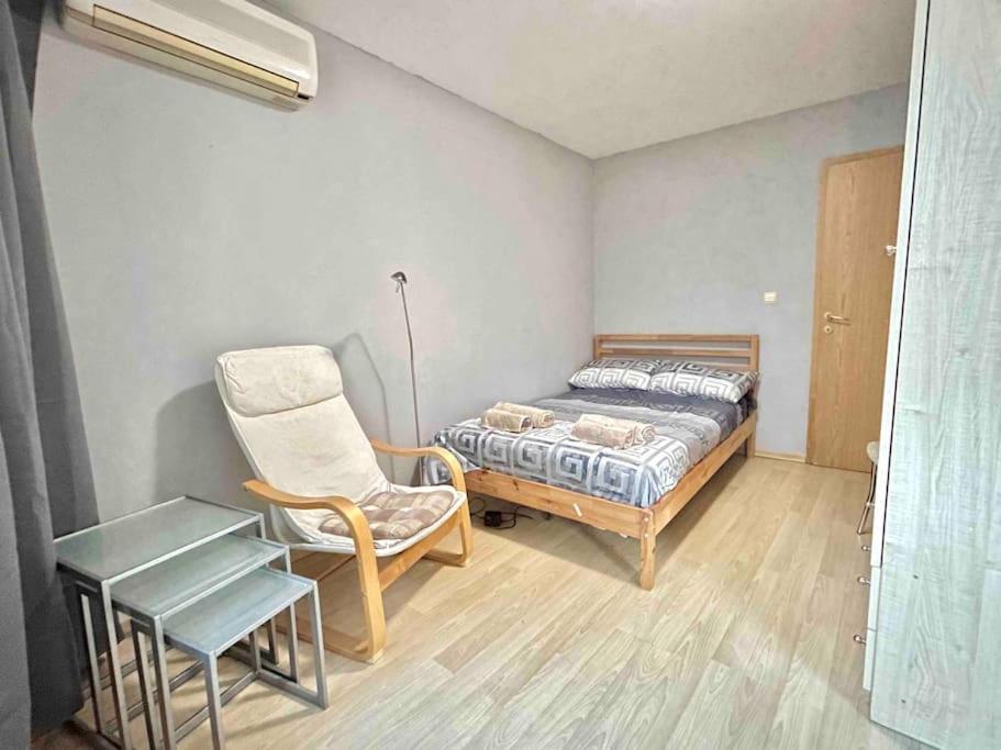 By The Sea Apartment
