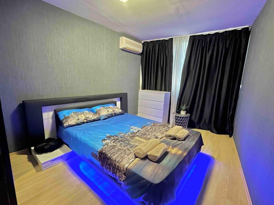 By The Sea Apartment