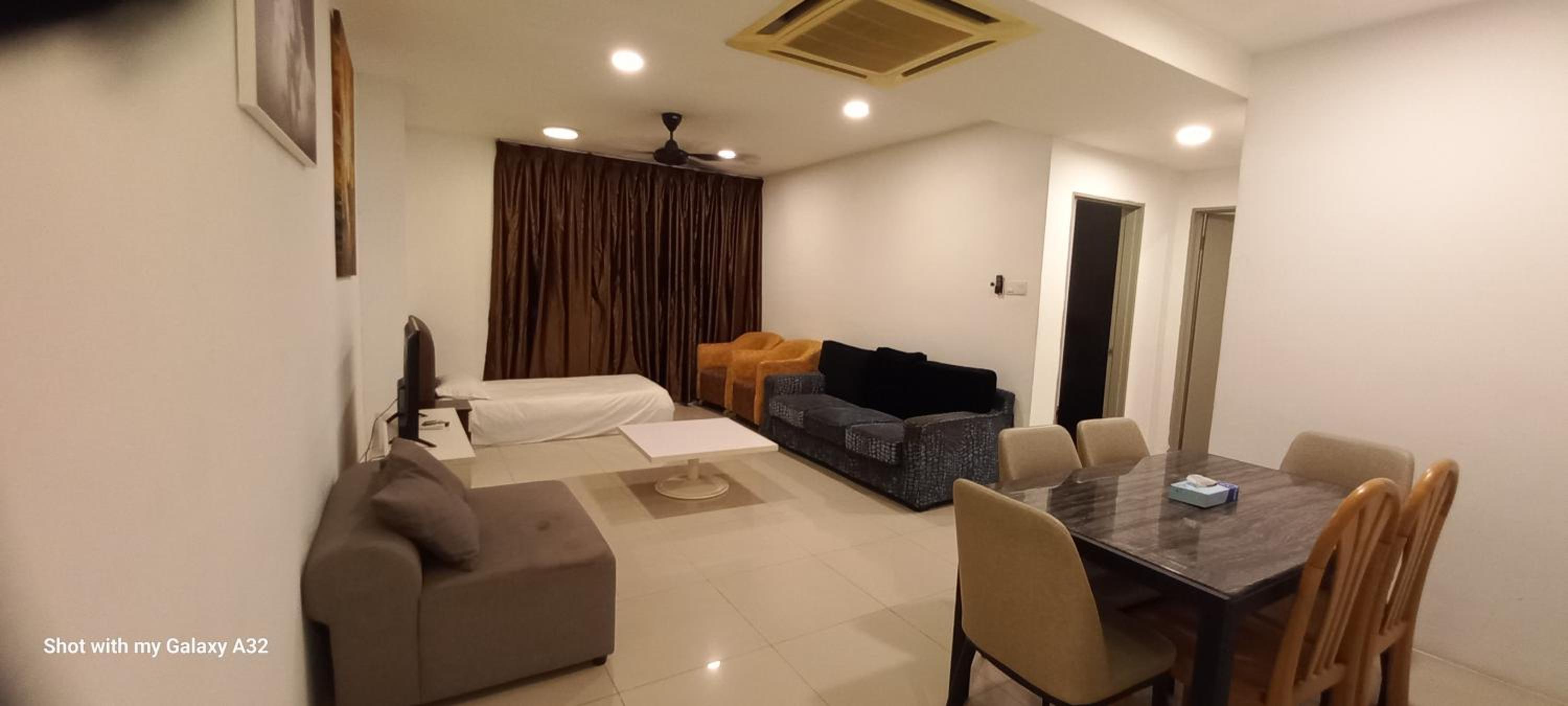 One Maxim Residence at Taragon