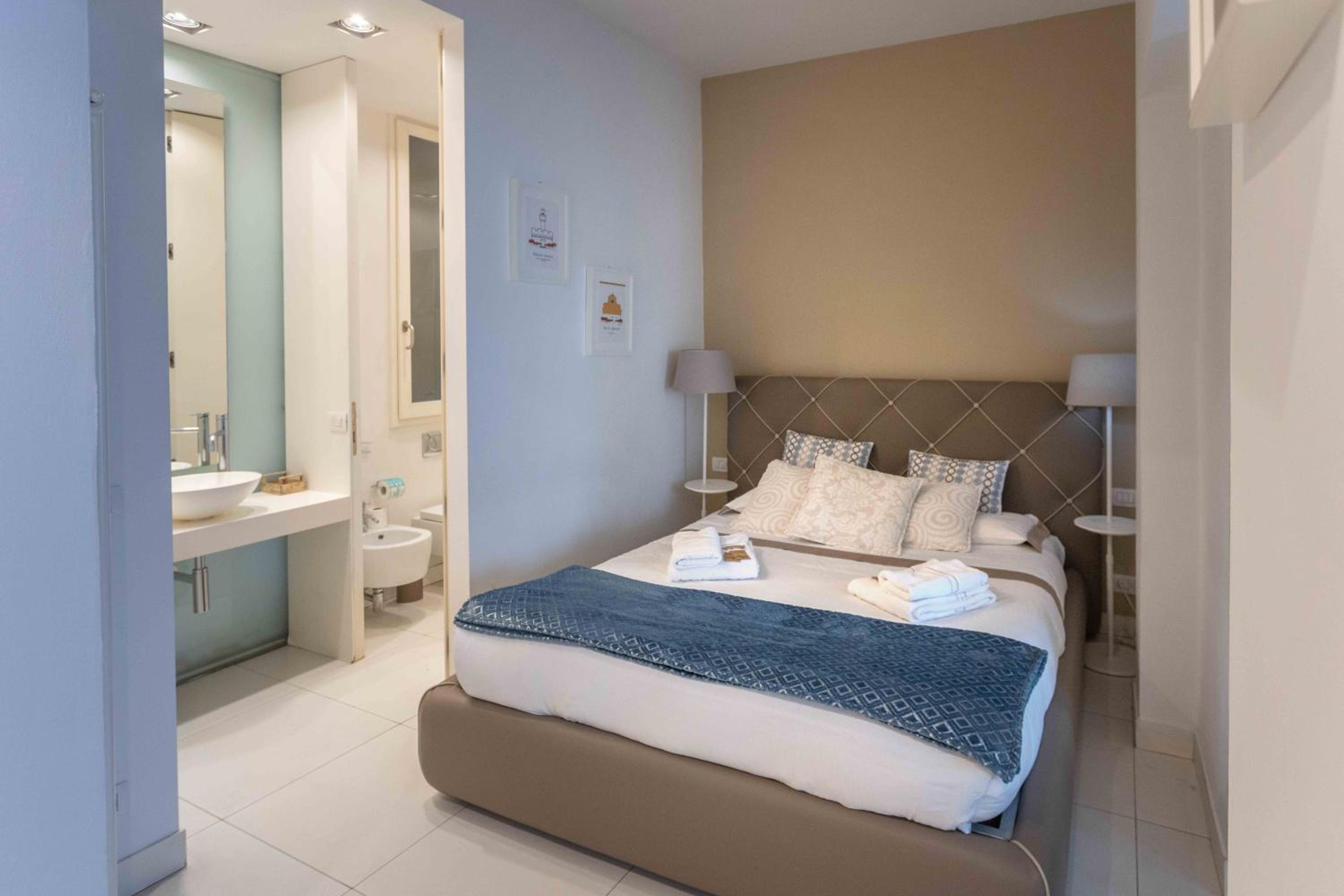 Locanda dei Poeti Rooms & Apartments