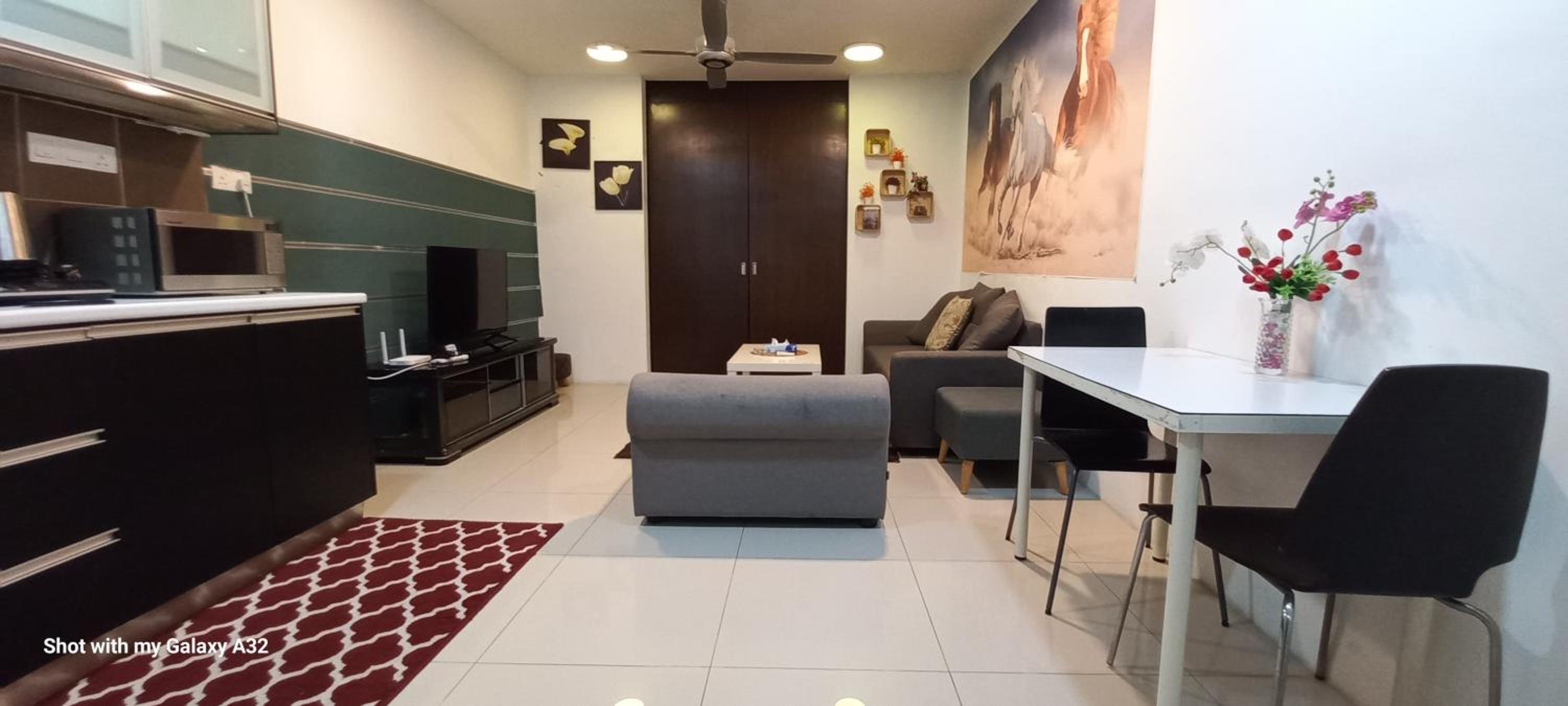 One Maxim Residence at Taragon