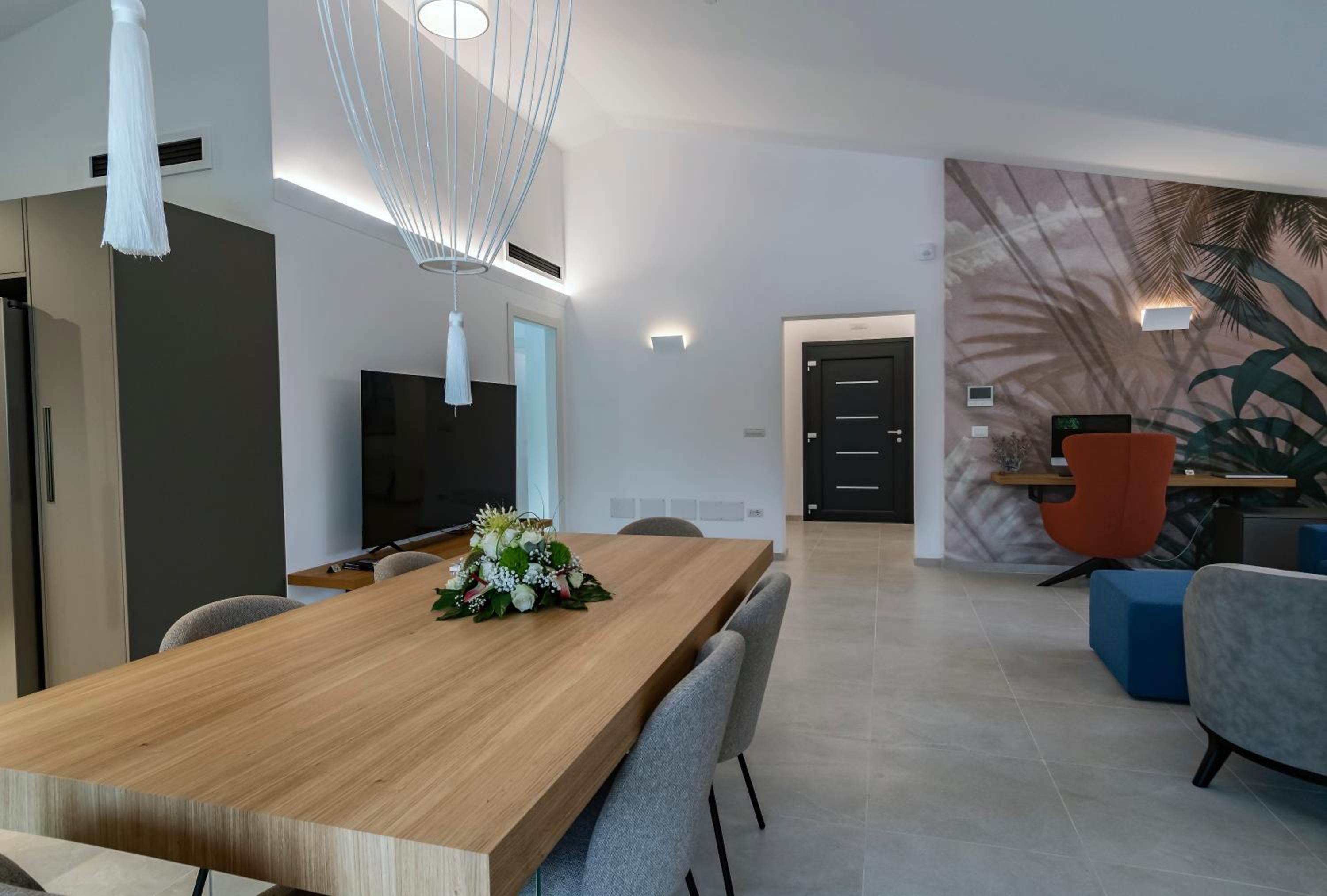 Golden Root San Teodoro view 5