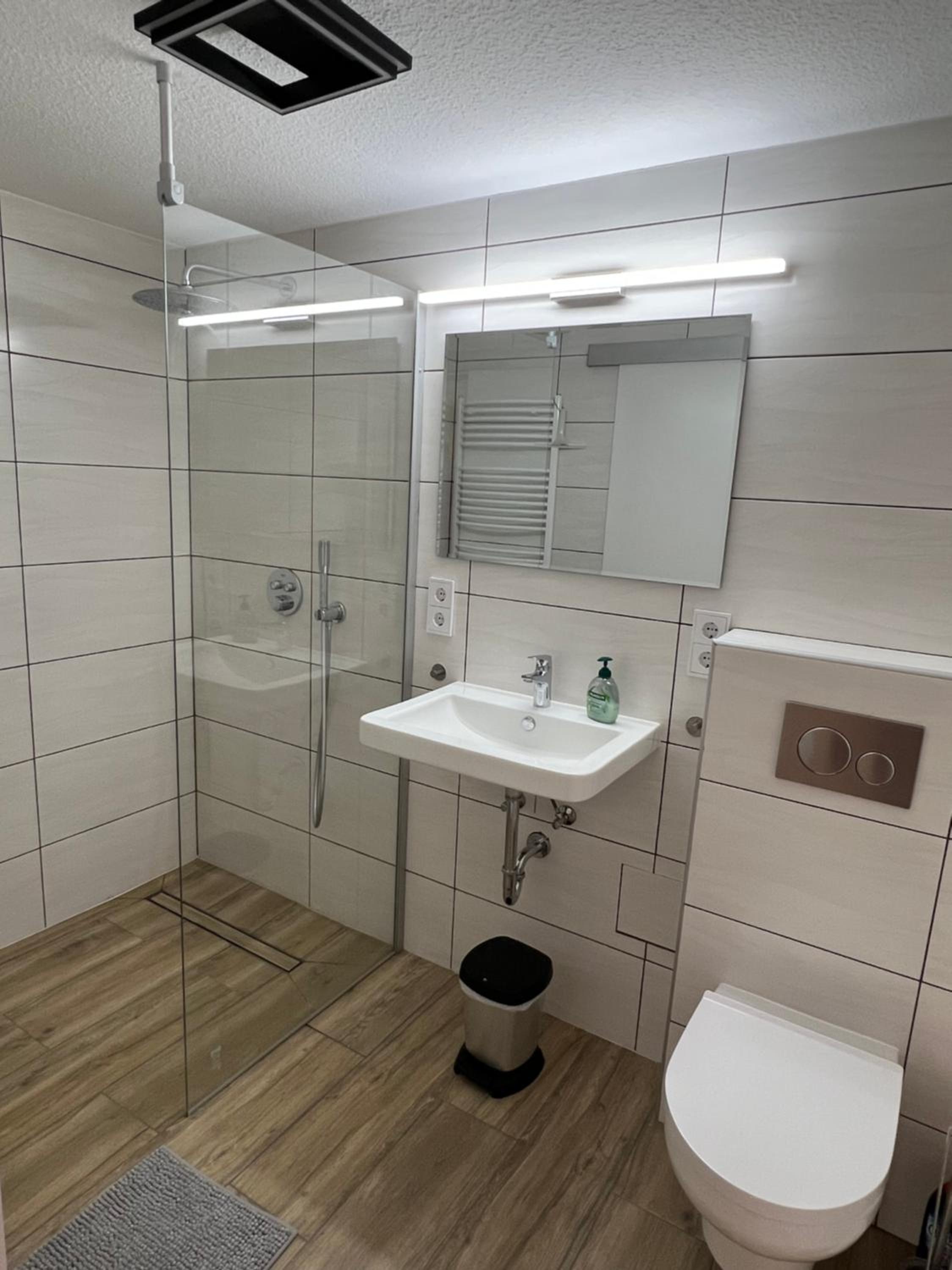 Ferienwohnung/Monteurwohnung in ruhigem Innenhof