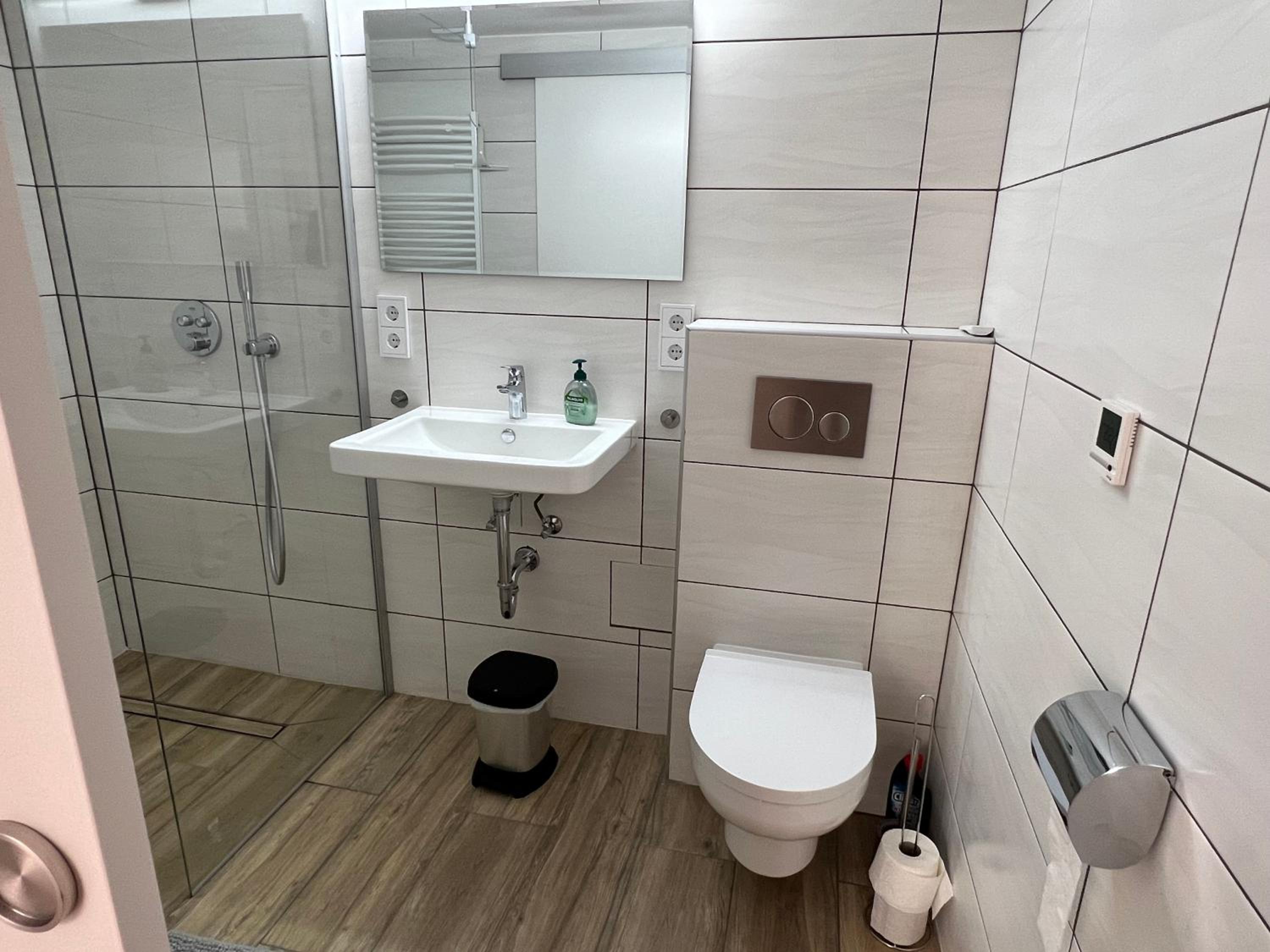 Ferienwohnung/Monteurwohnung in ruhigem Innenhof