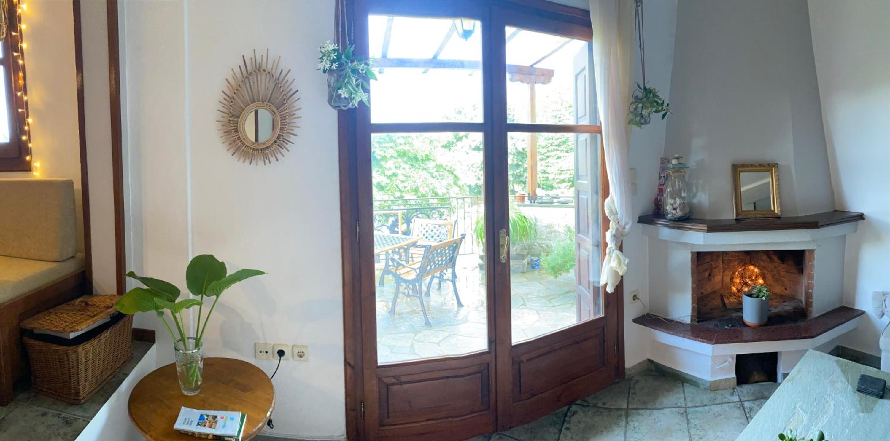 Artemisia House