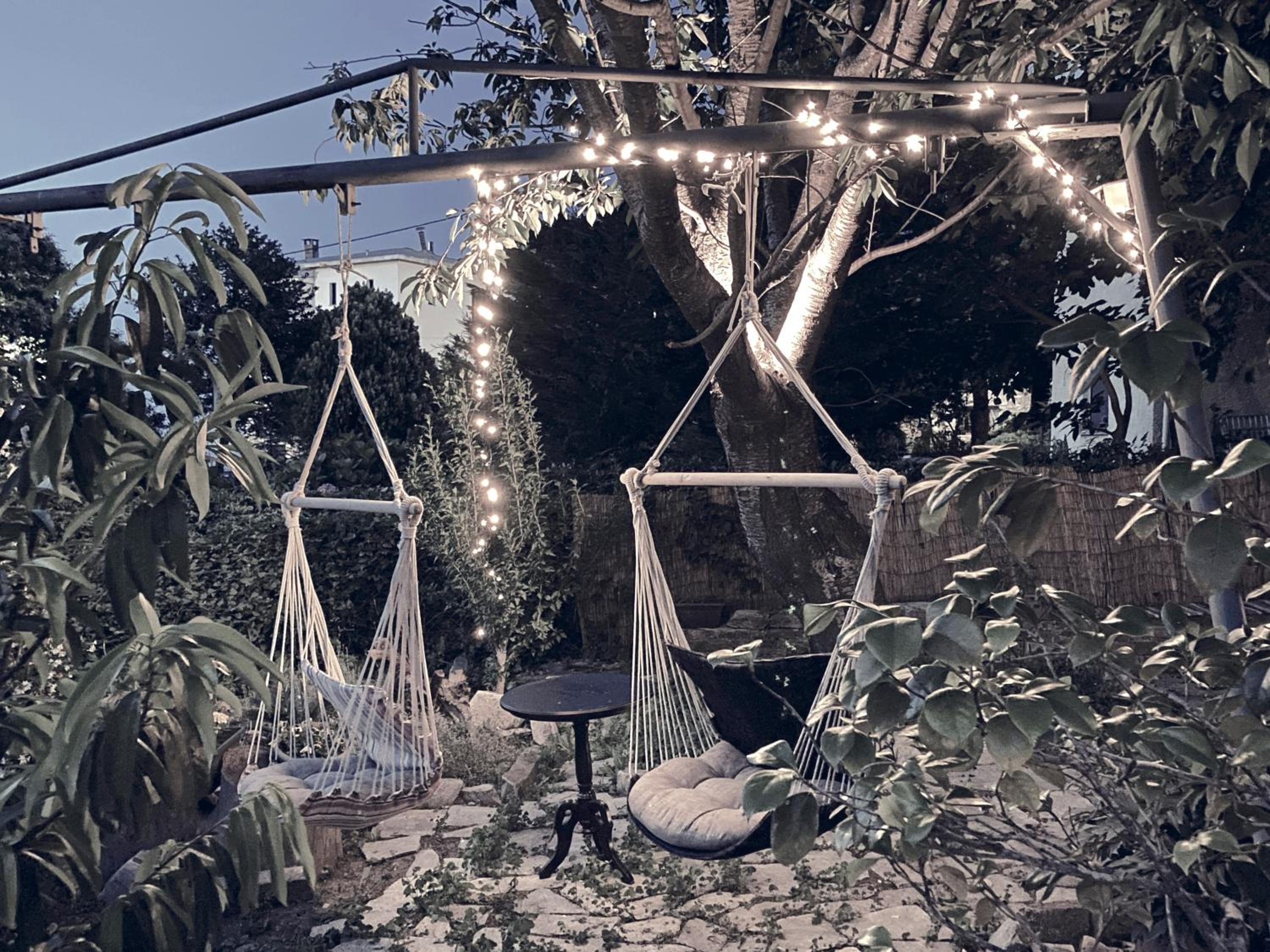 Artemisia House