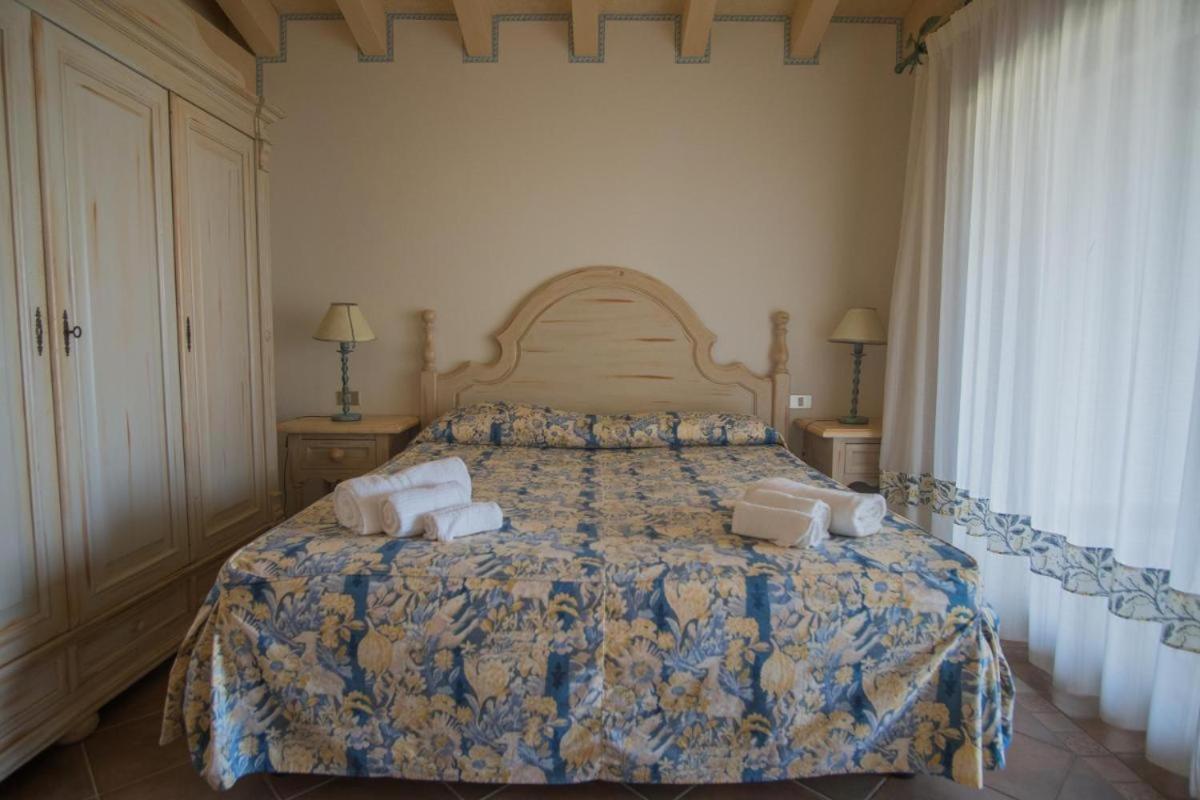 Beautiful Il Giardino degli Oleandri 1 Bedroom sleep 4, plus extra child view 3