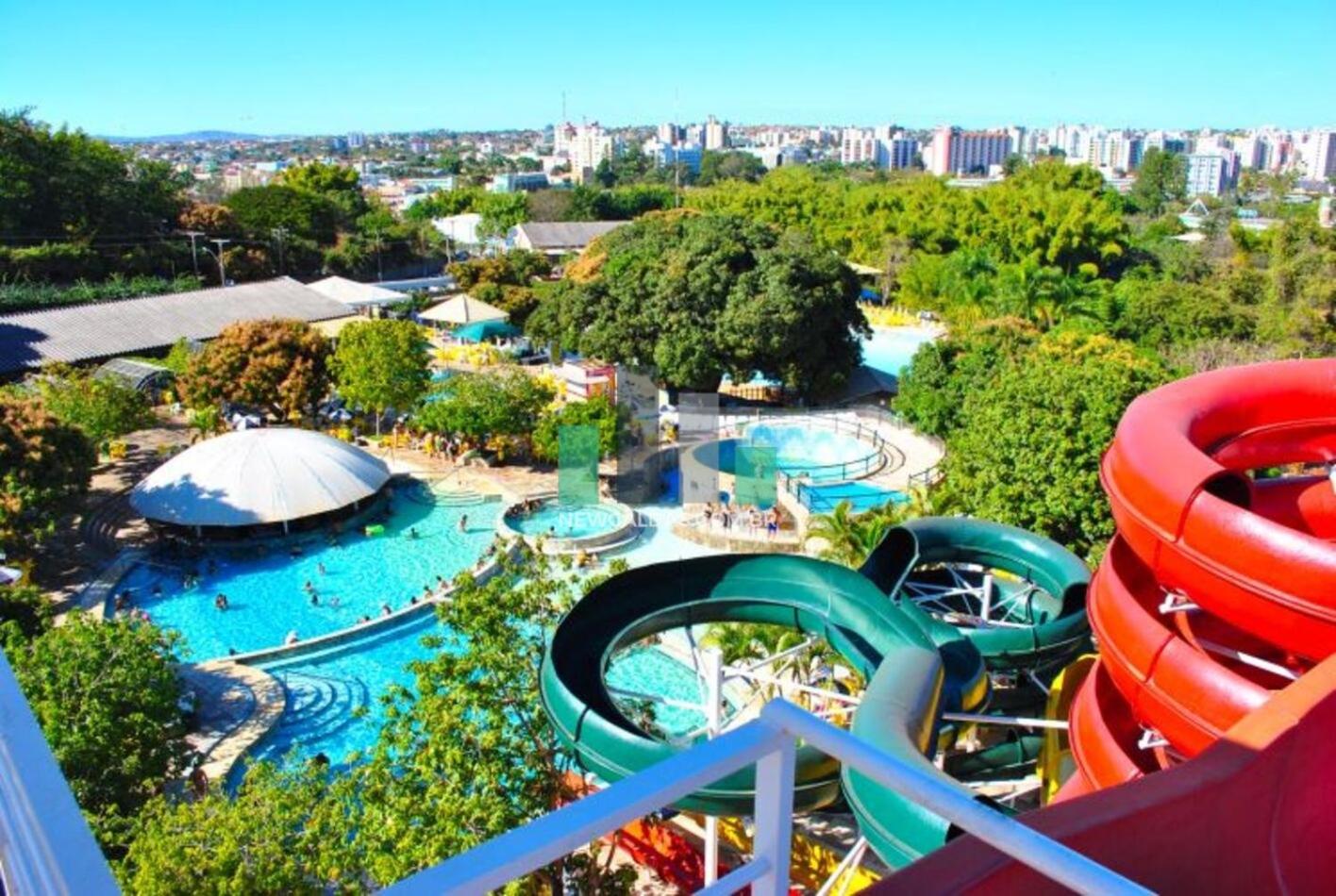 Spazzio diRoma Flat - Oficial
