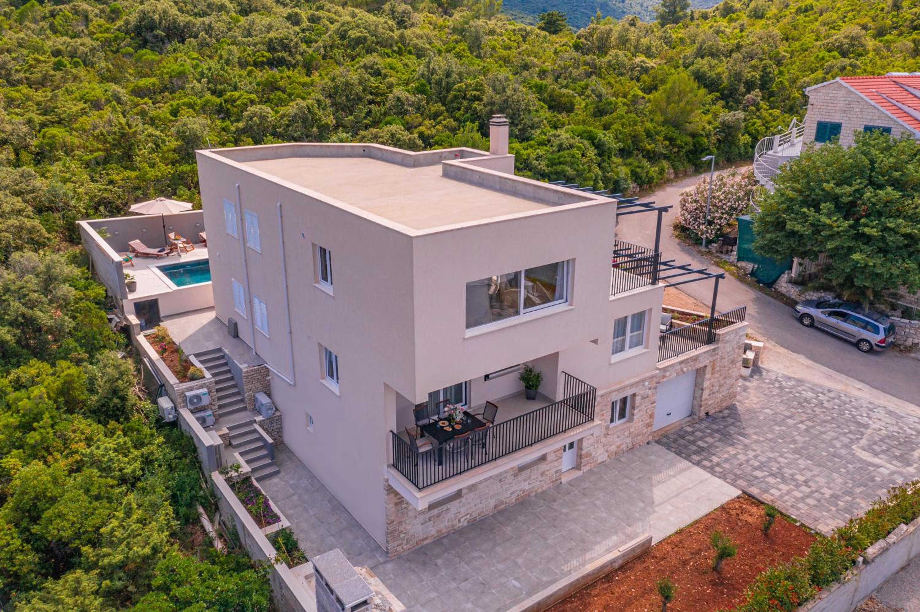 Luxury Nest Maretta & Oliva view 5