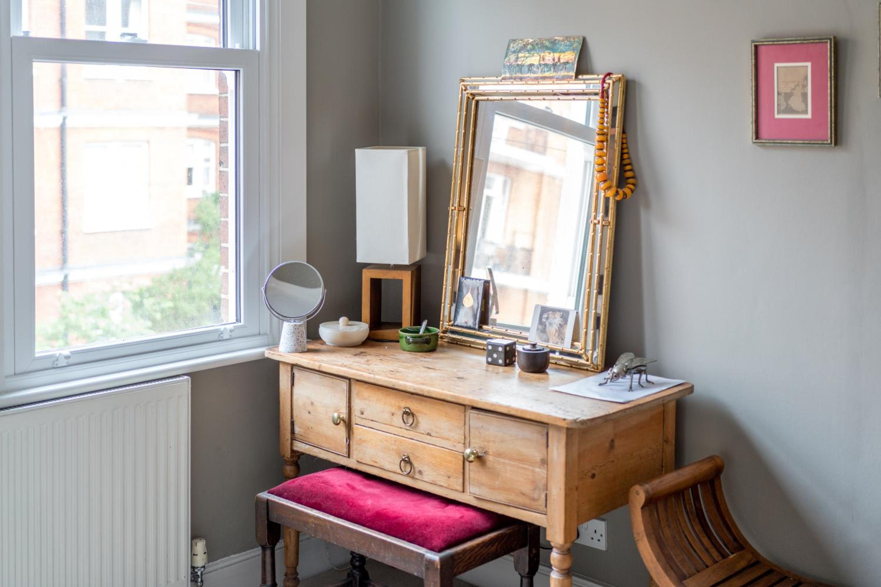 Modern apartment near Battersea Park view 3