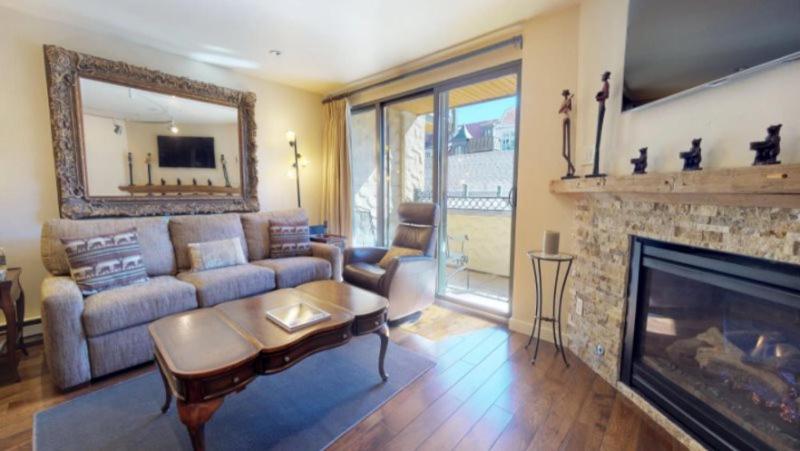 Vail Lionshead Village Landmark 1 Bedroom Condo view 2