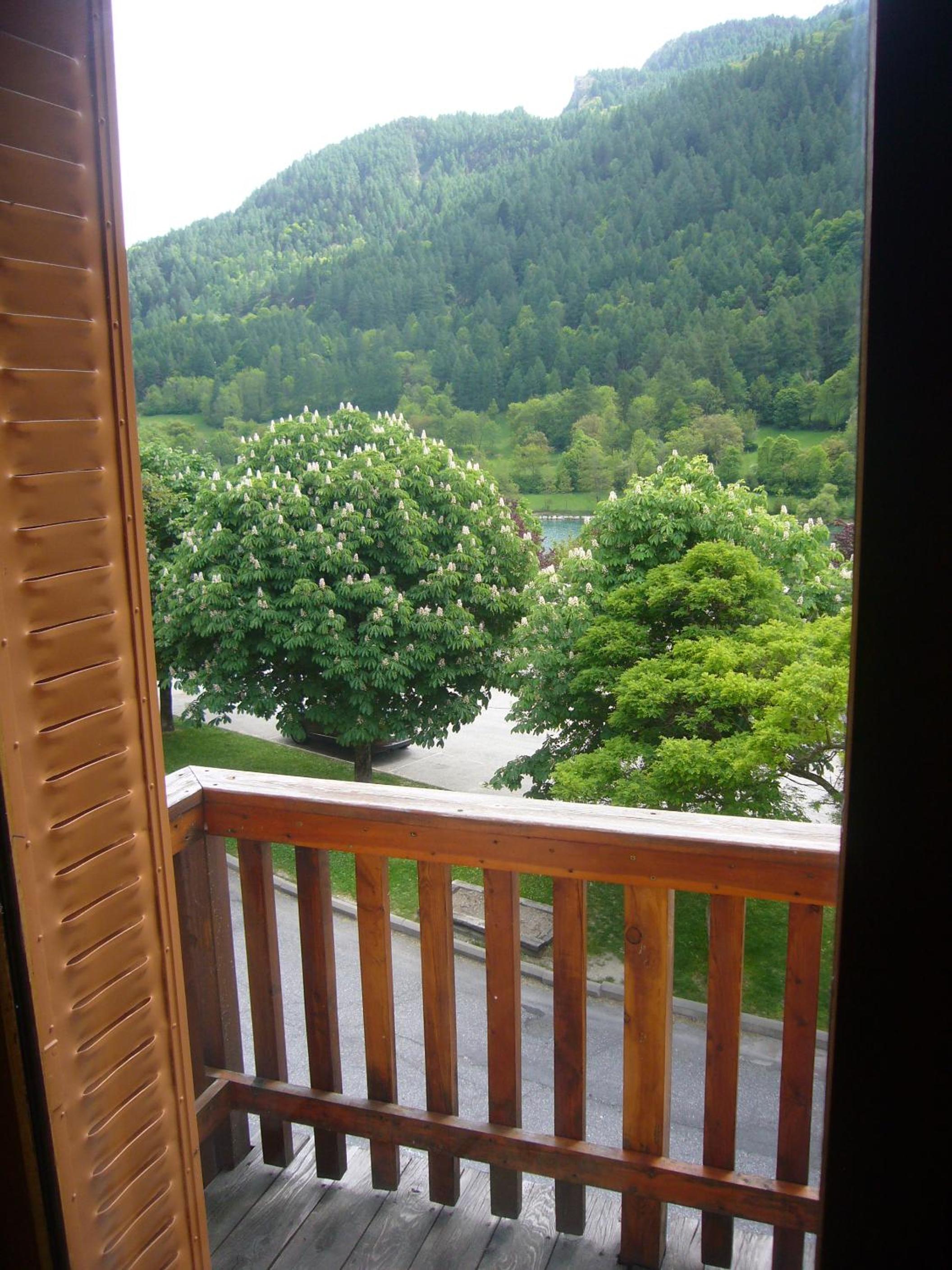 balcony