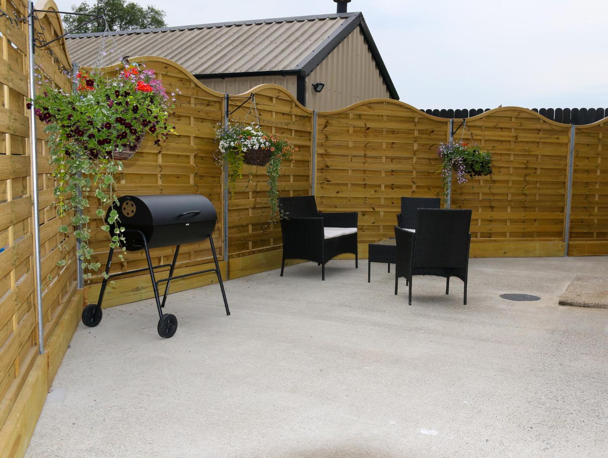 The Snug At Kingfisher Cottage