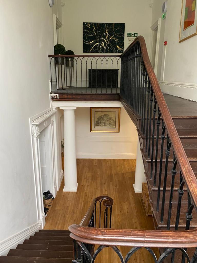 Grand Apartment in Historic Building with Free Parking view 2