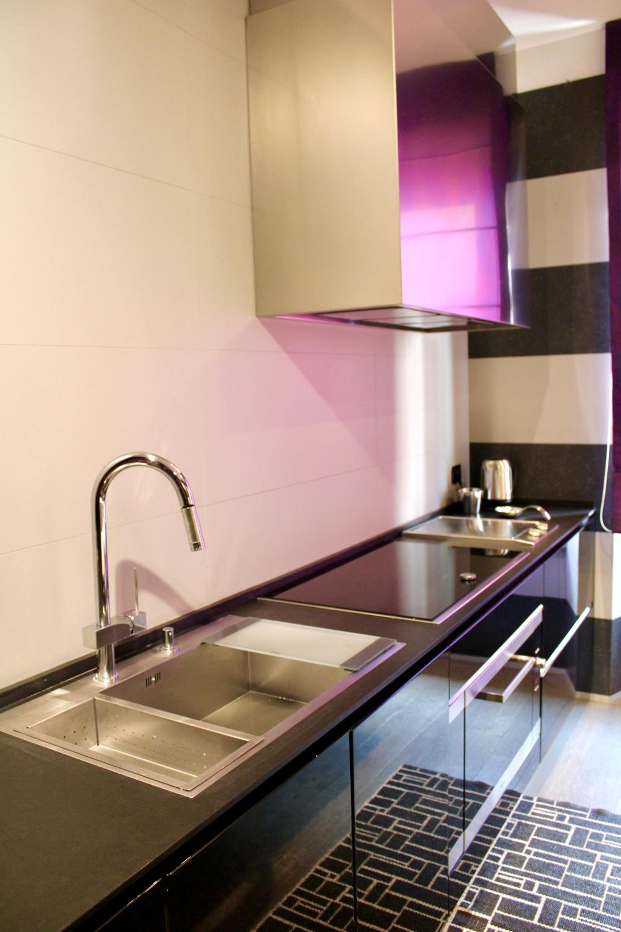 48 Fourty Eight Luxury Suites