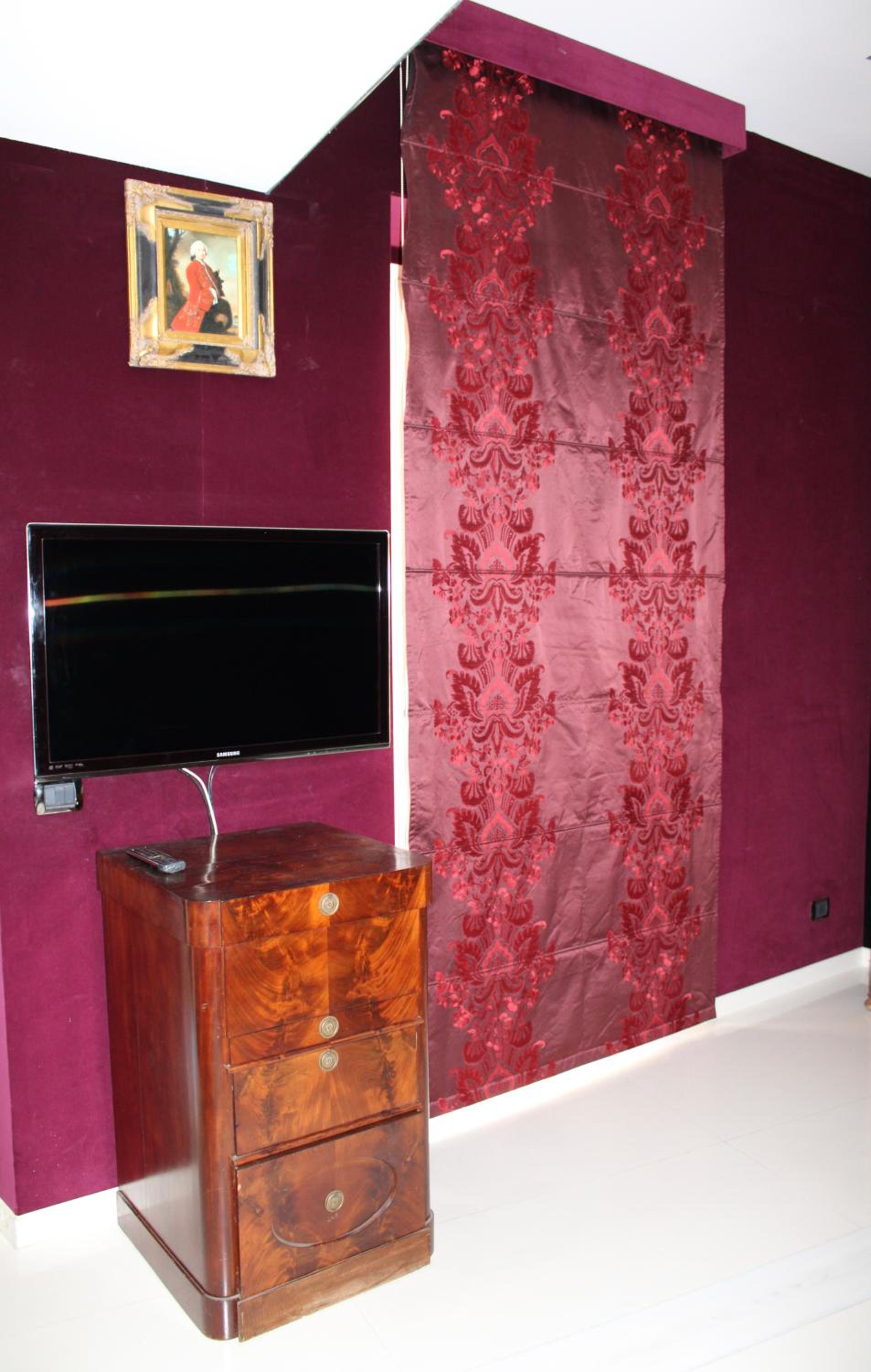 48 Fourty Eight Luxury Suites