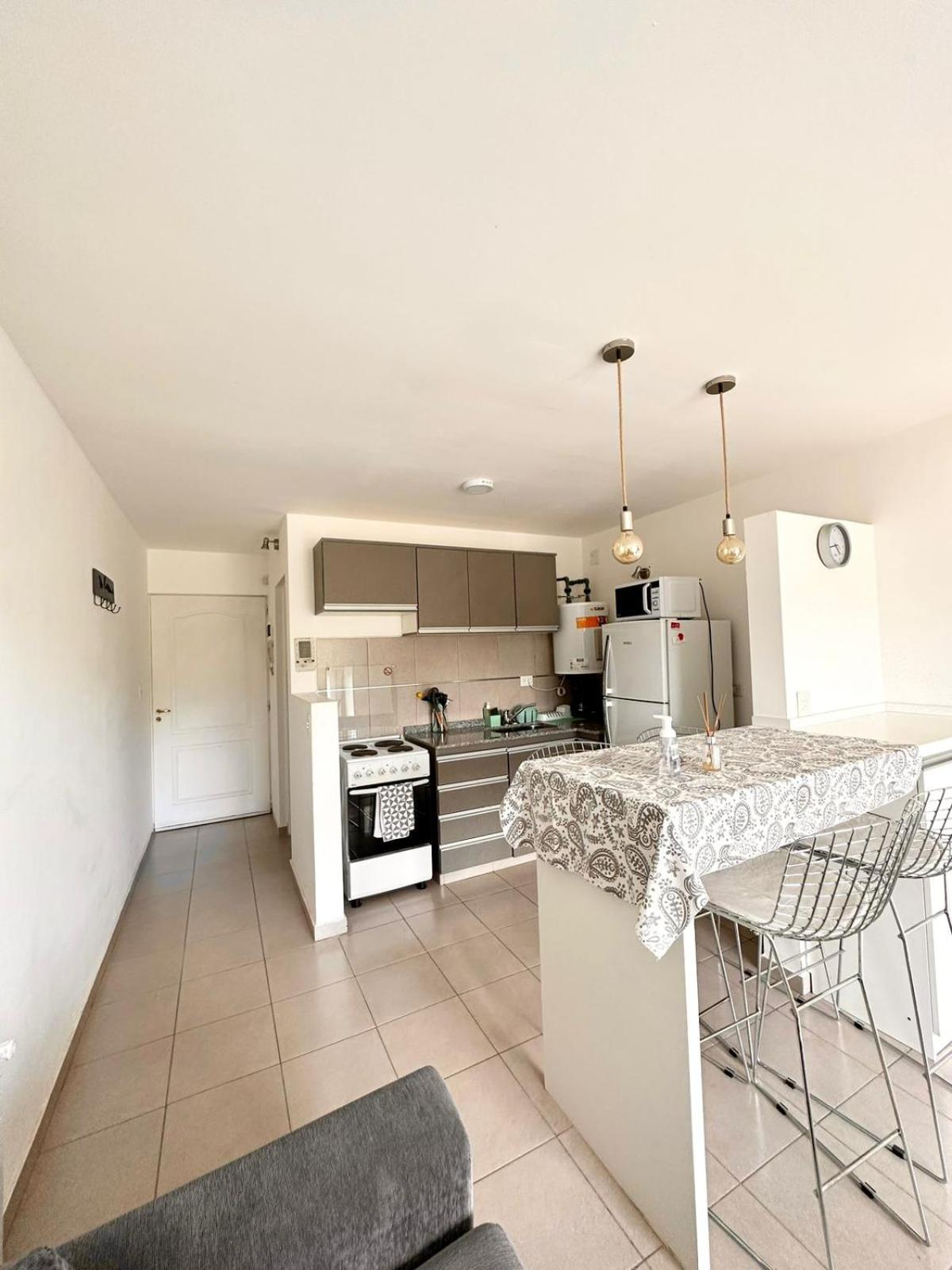 BettyStudio, cálido, centrico c/ vista a los Cerros