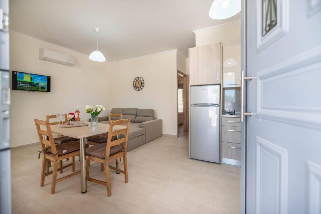 Extreme House photo 2