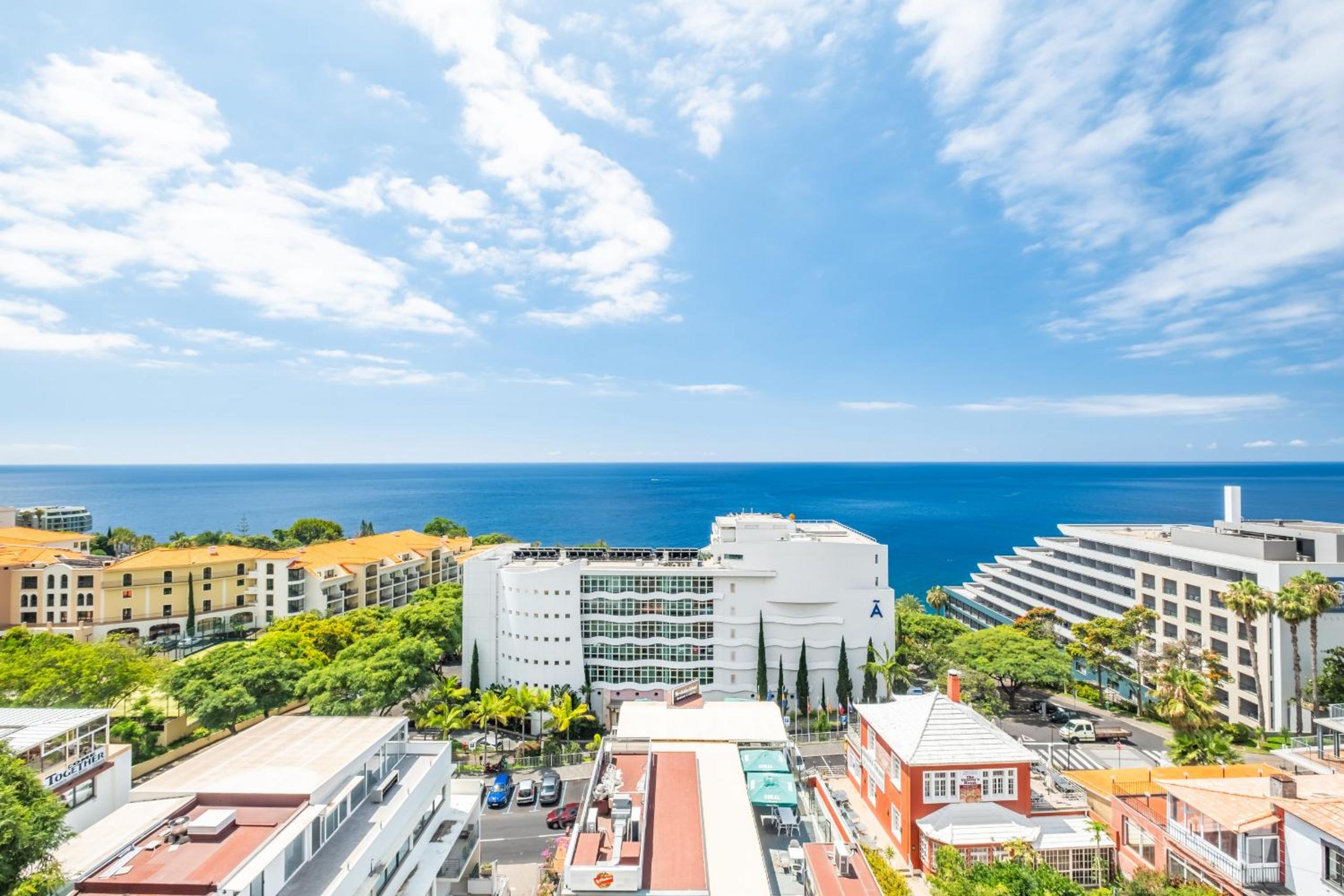 Lido Sunrise Apartment by Homie view 2