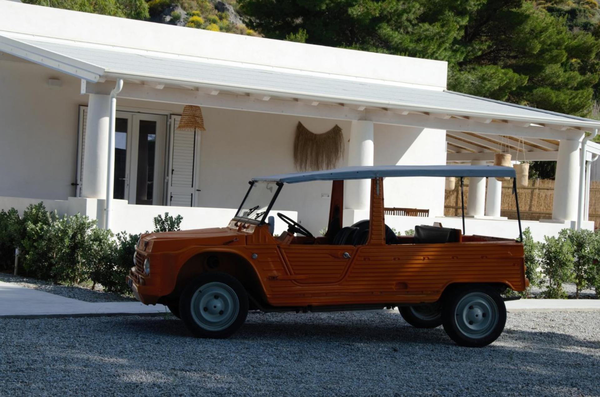 Photo 33