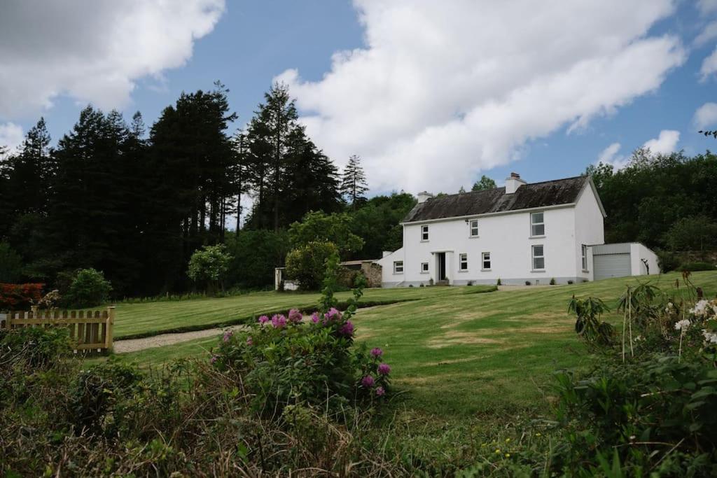 Eala House