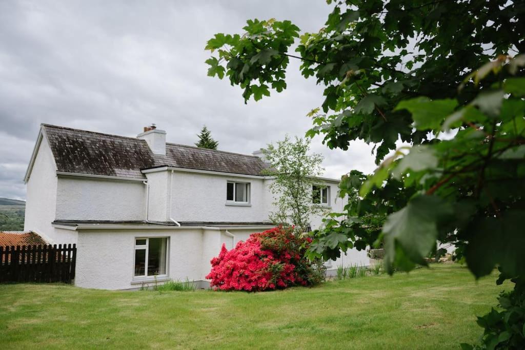 Eala House