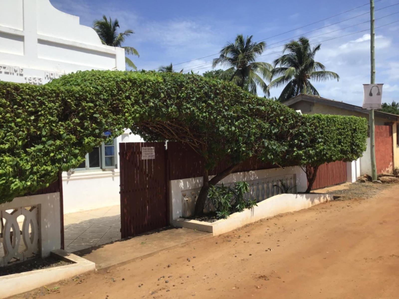 Ezime Guesthouse And Pizzeria