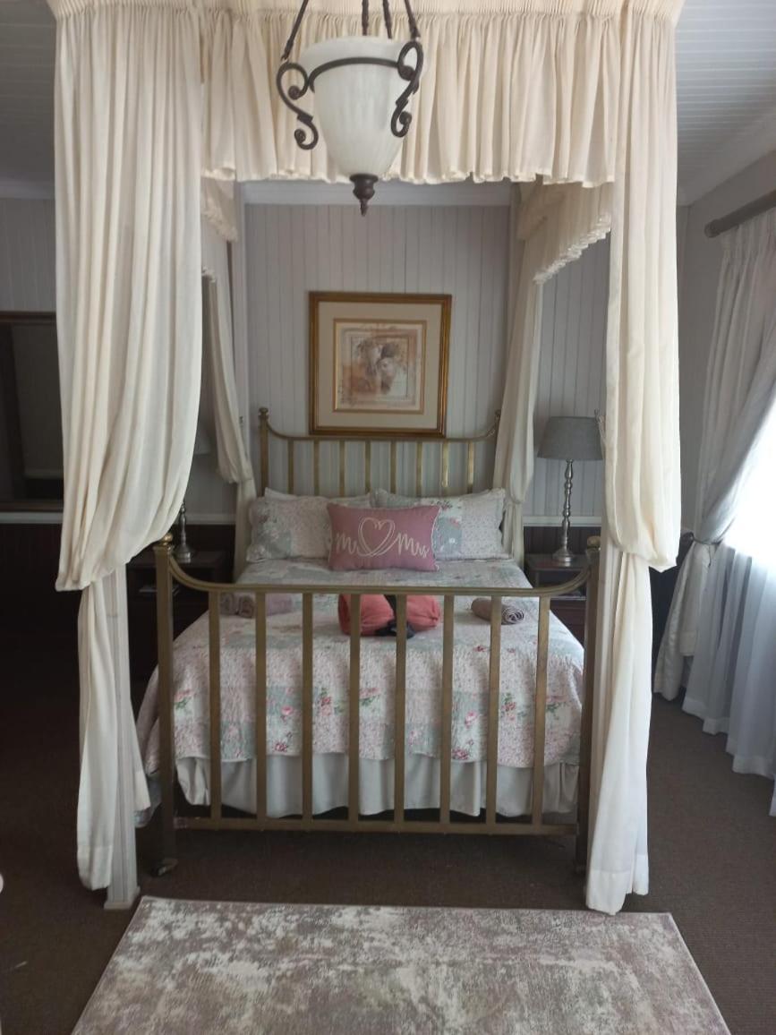 Silver Mist Guest House and Country Inn