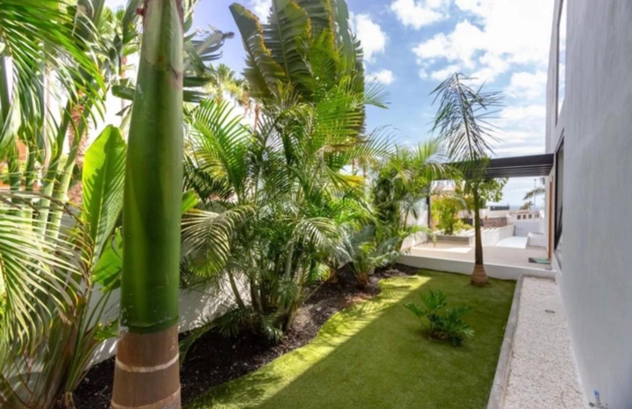 KARAT Villa Esmeralda