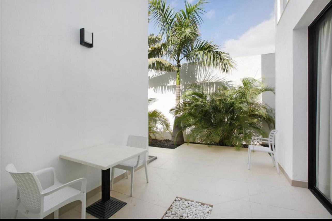 KARAT Villa Esmeralda