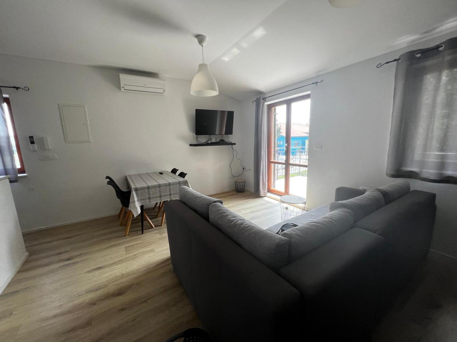 Danilo's Apartments view 3