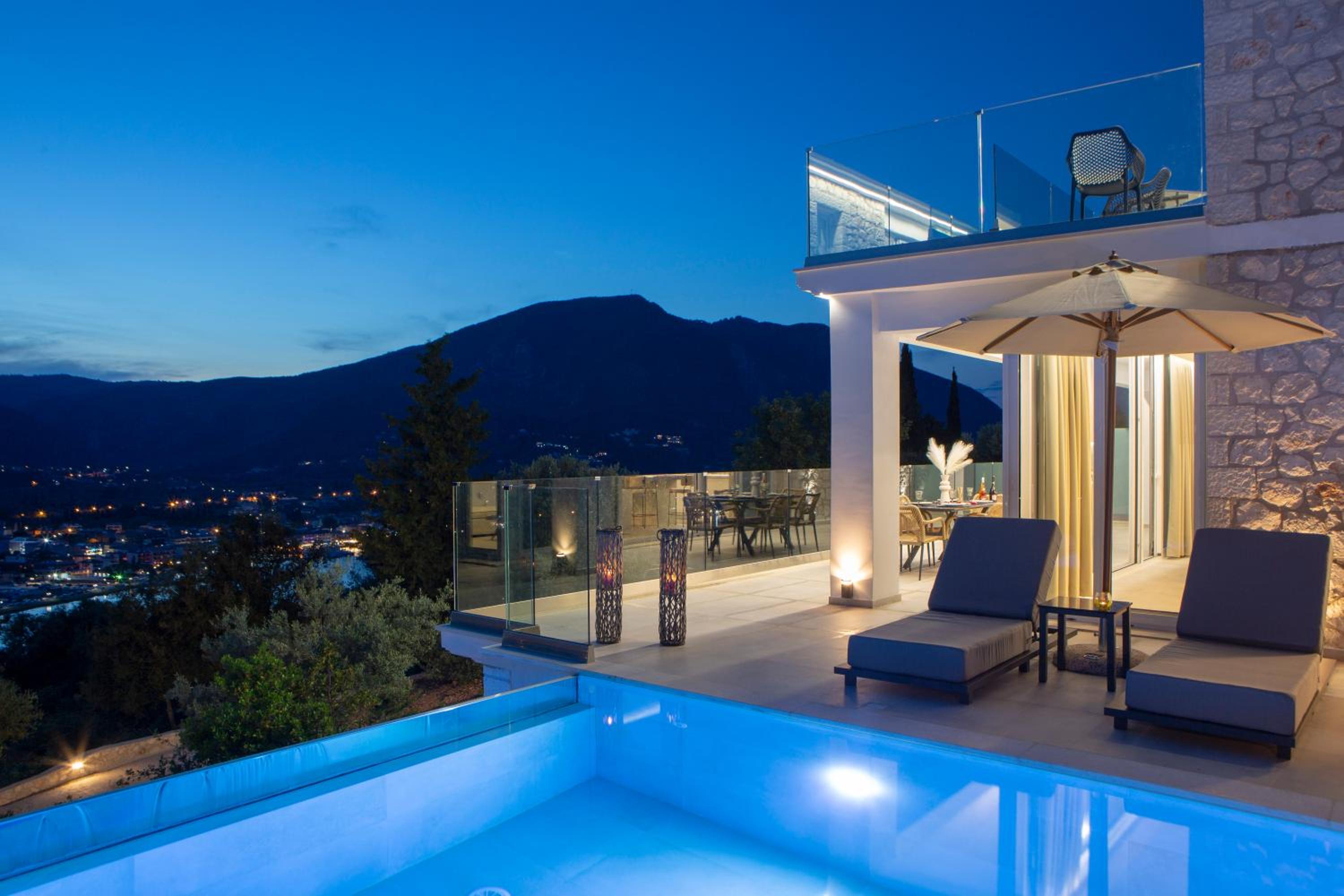 MAJESTIC VILLAS