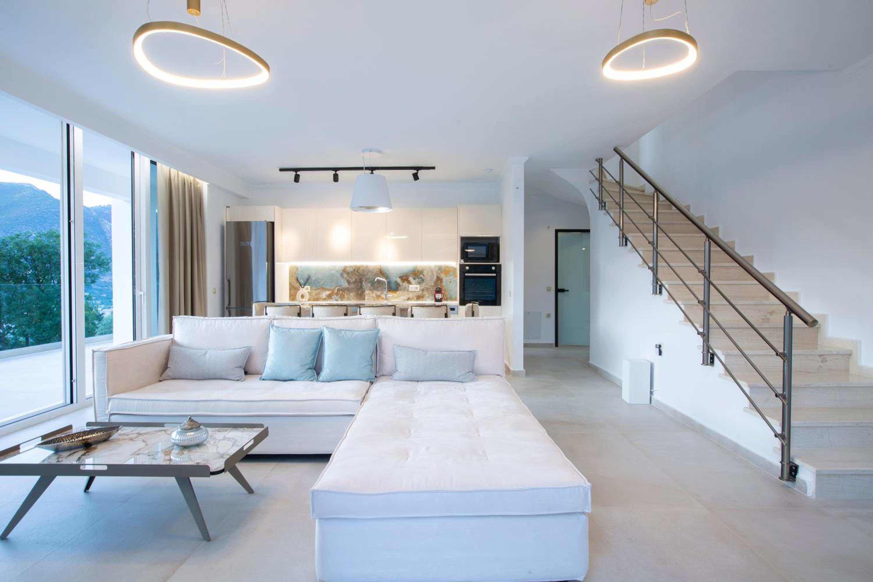 MAJESTIC VILLAS