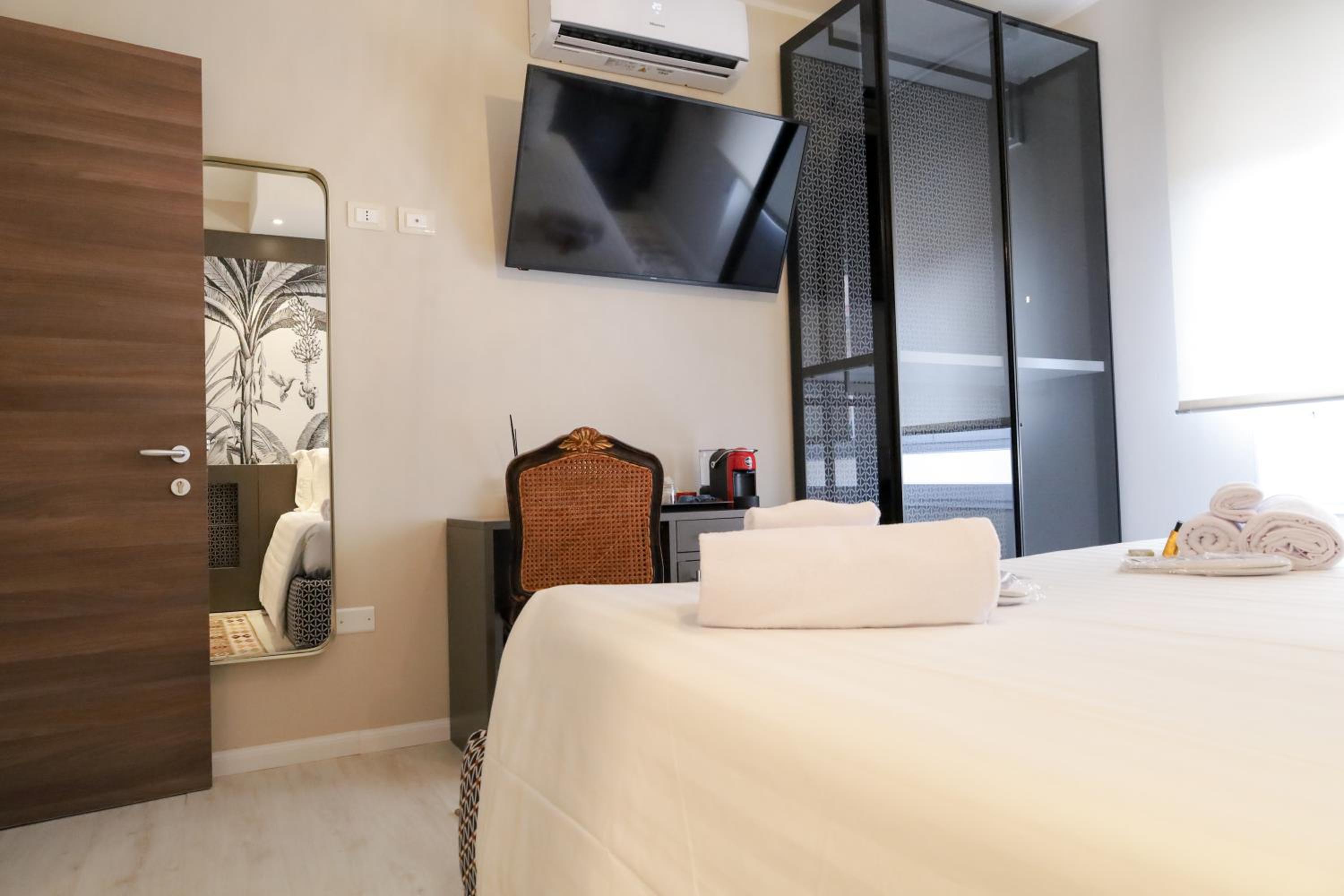 Hermitage Suites