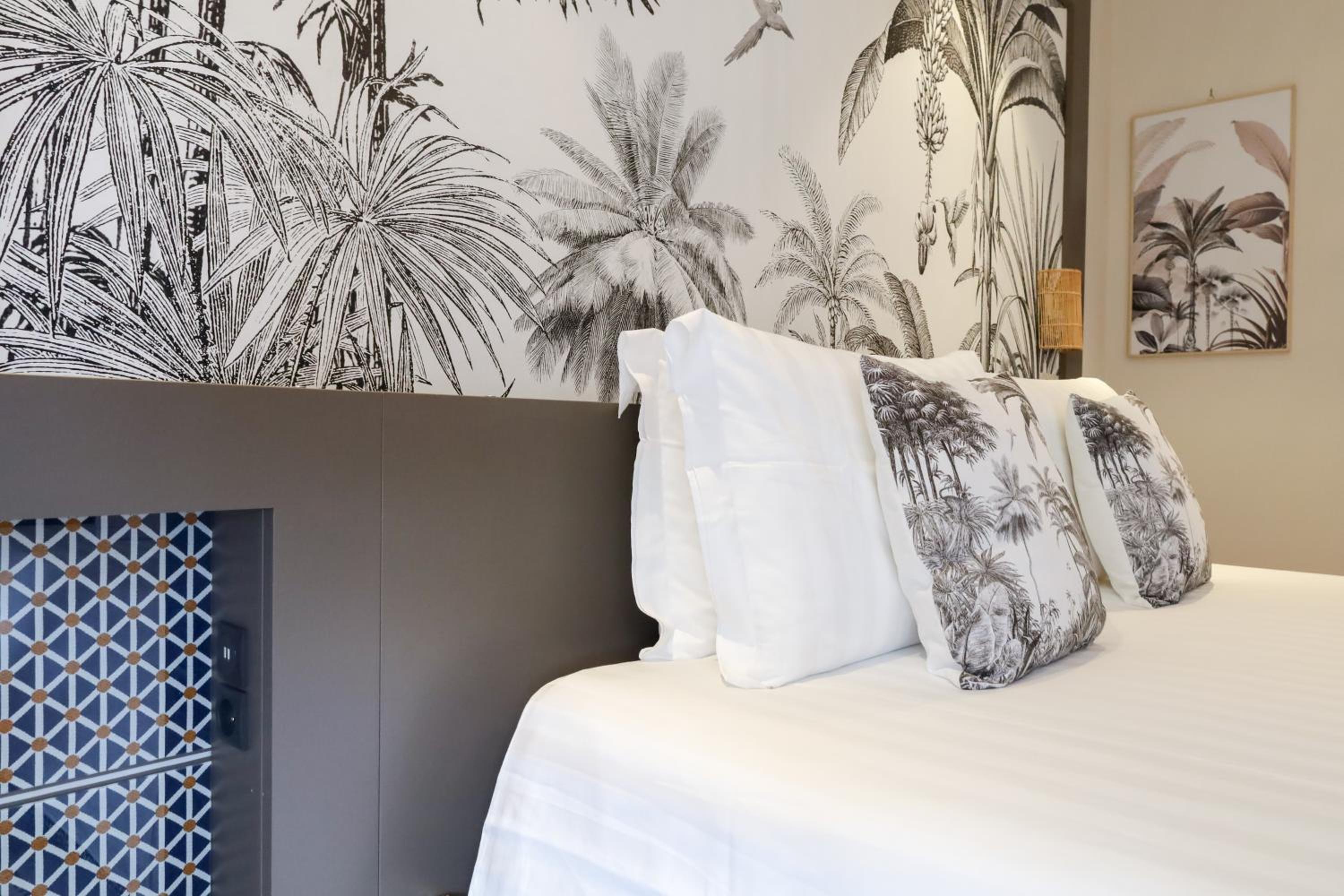 Hermitage Suites