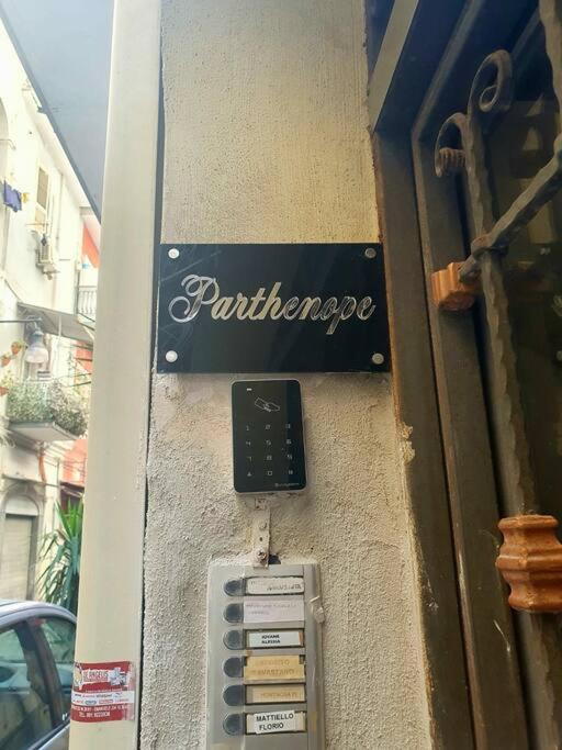 Casa Parthenope, Mergellina.