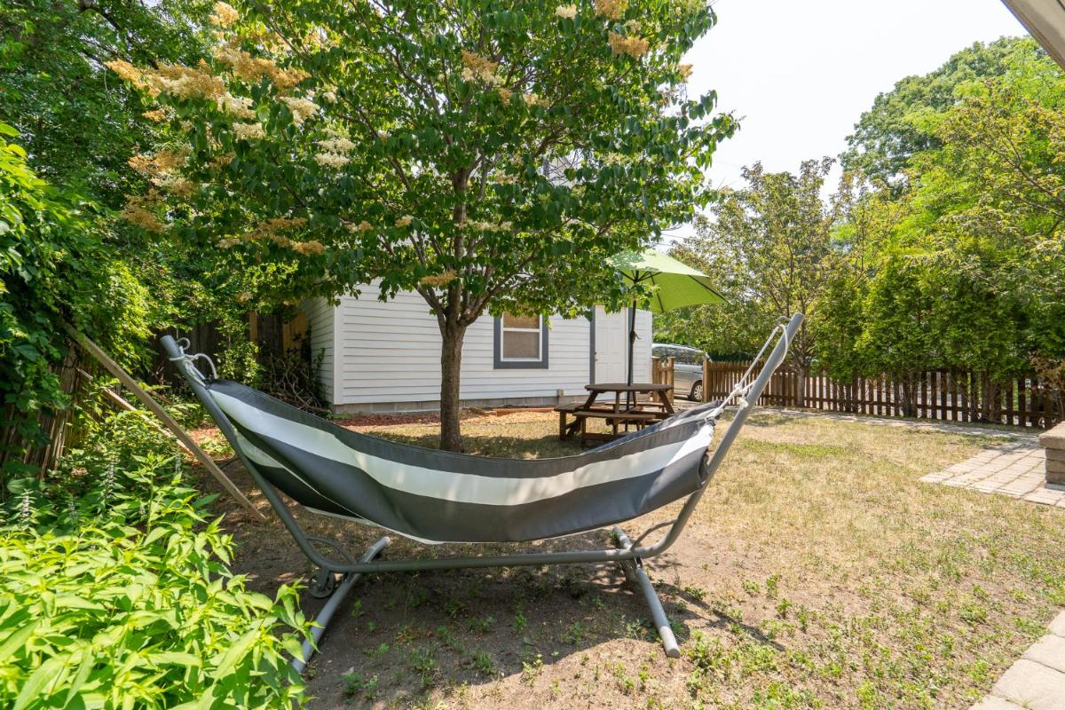 Minneapolis / St Paul Vacations - Linden Hills Luxury Charmer - Property Image 2