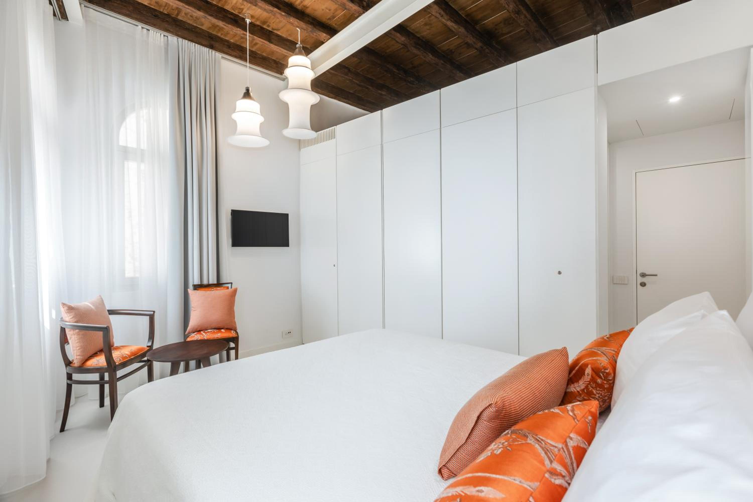 Palazzo Basilisco Luxury Suite