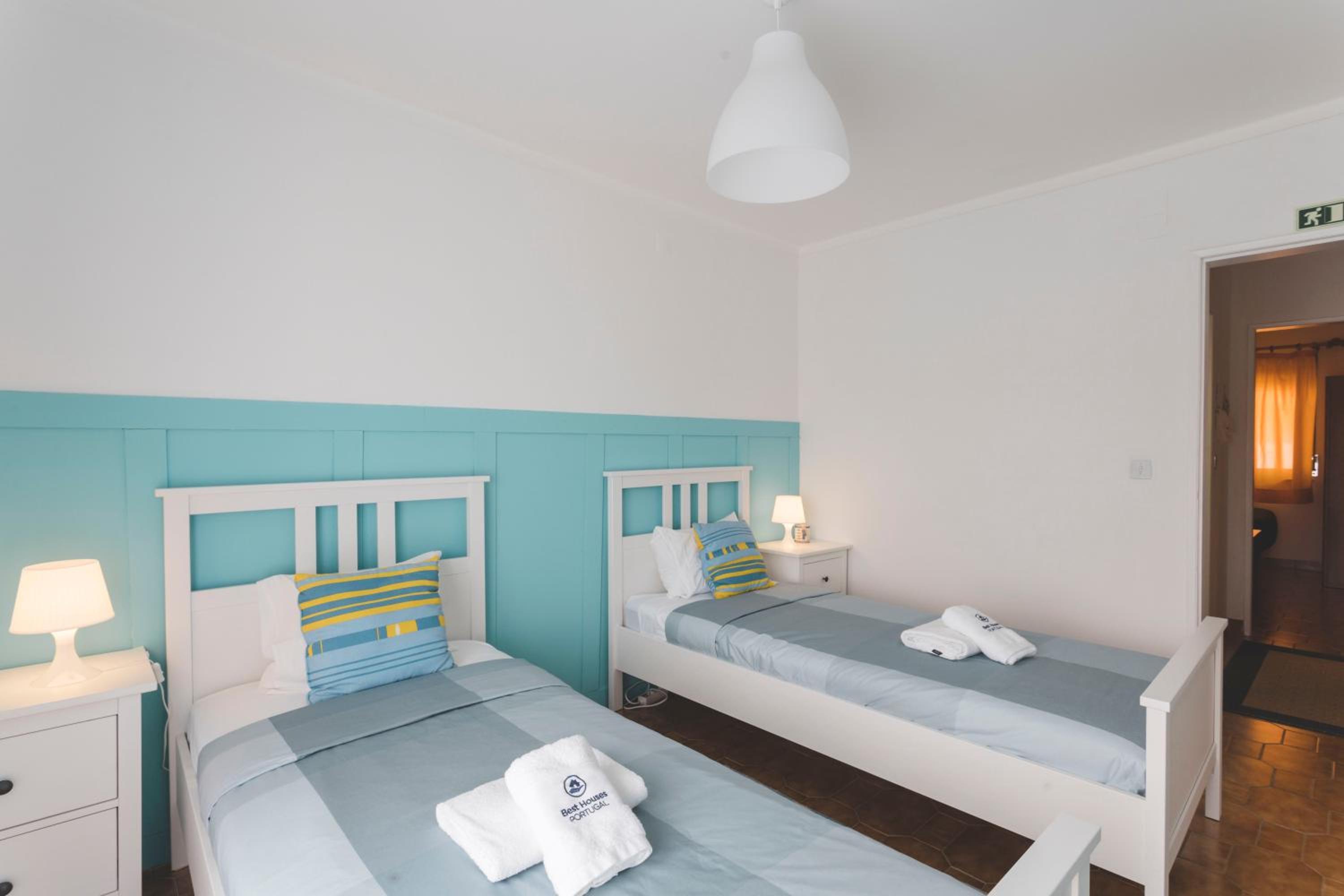 Best Houses 49 - Tiago´s Surf Beach House view 4